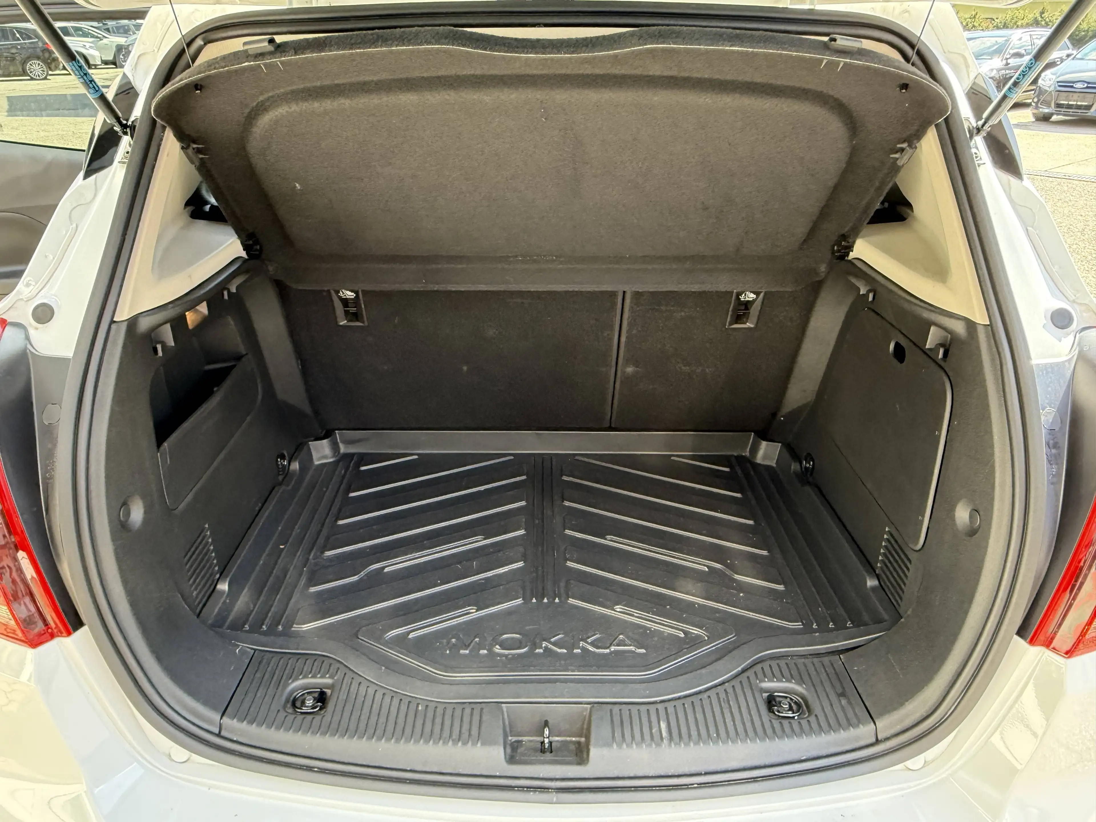 Opel Mokka X 1,6 CDTI Design Line Start/Stop System — photo 11