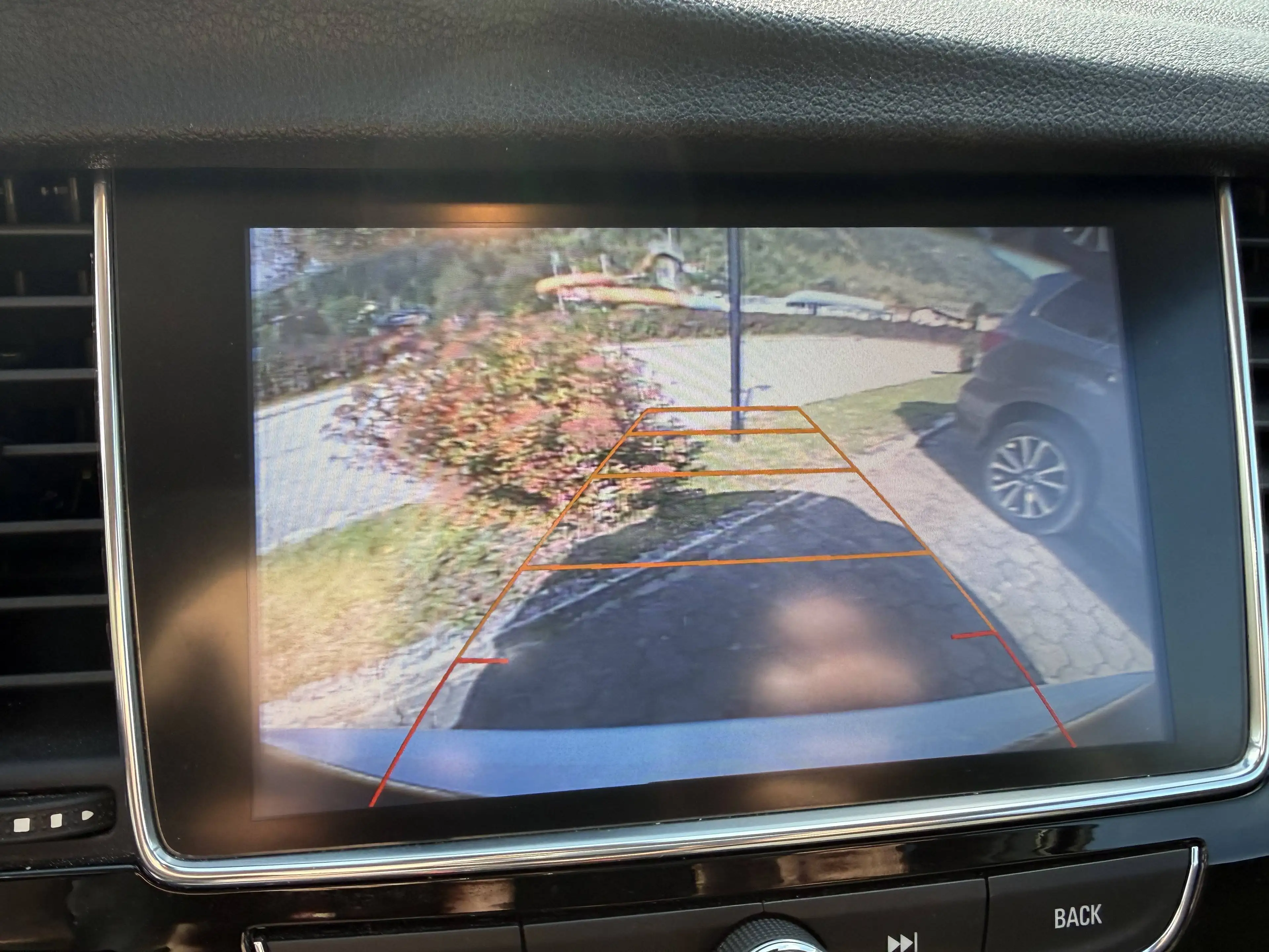 Opel Mokka X 1,6 CDTI Design Line Start/Stop System — photo 14