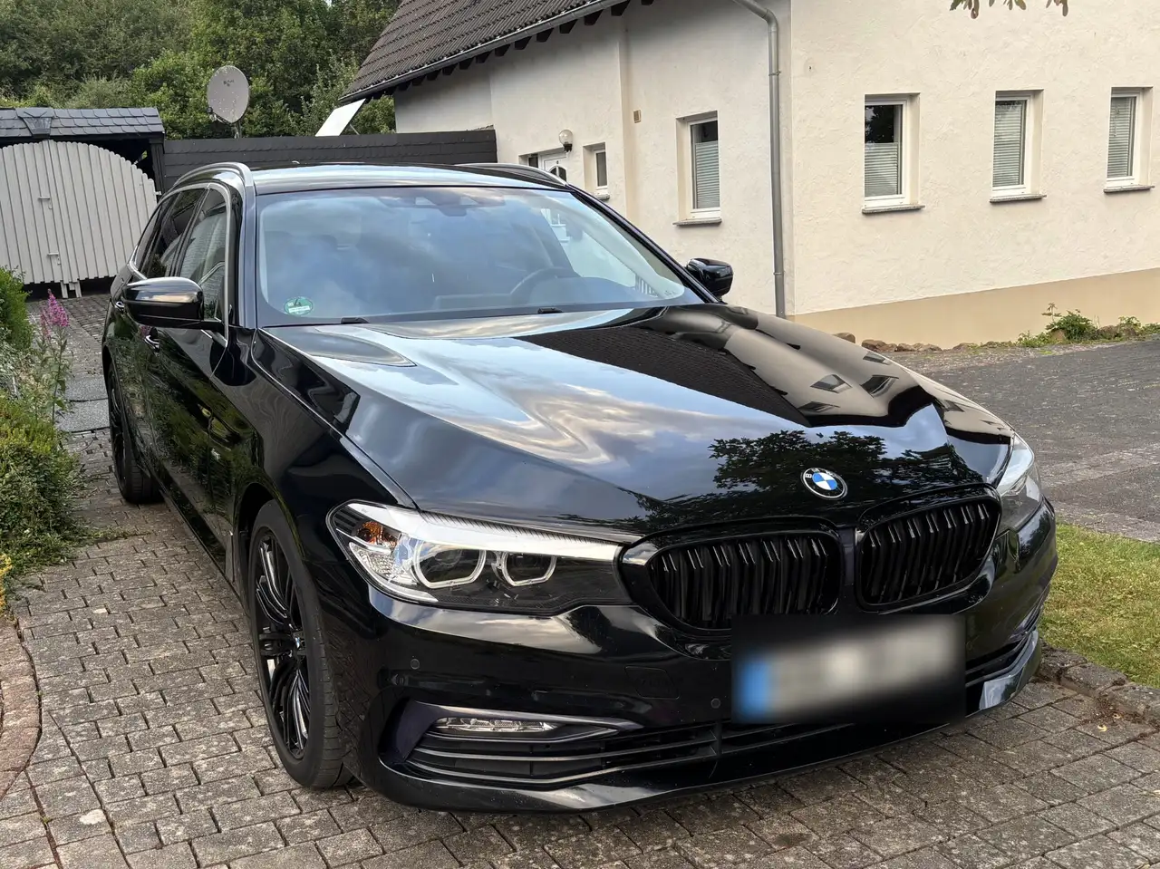 BMW 530