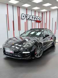 GTS Sport Turismo Aut.