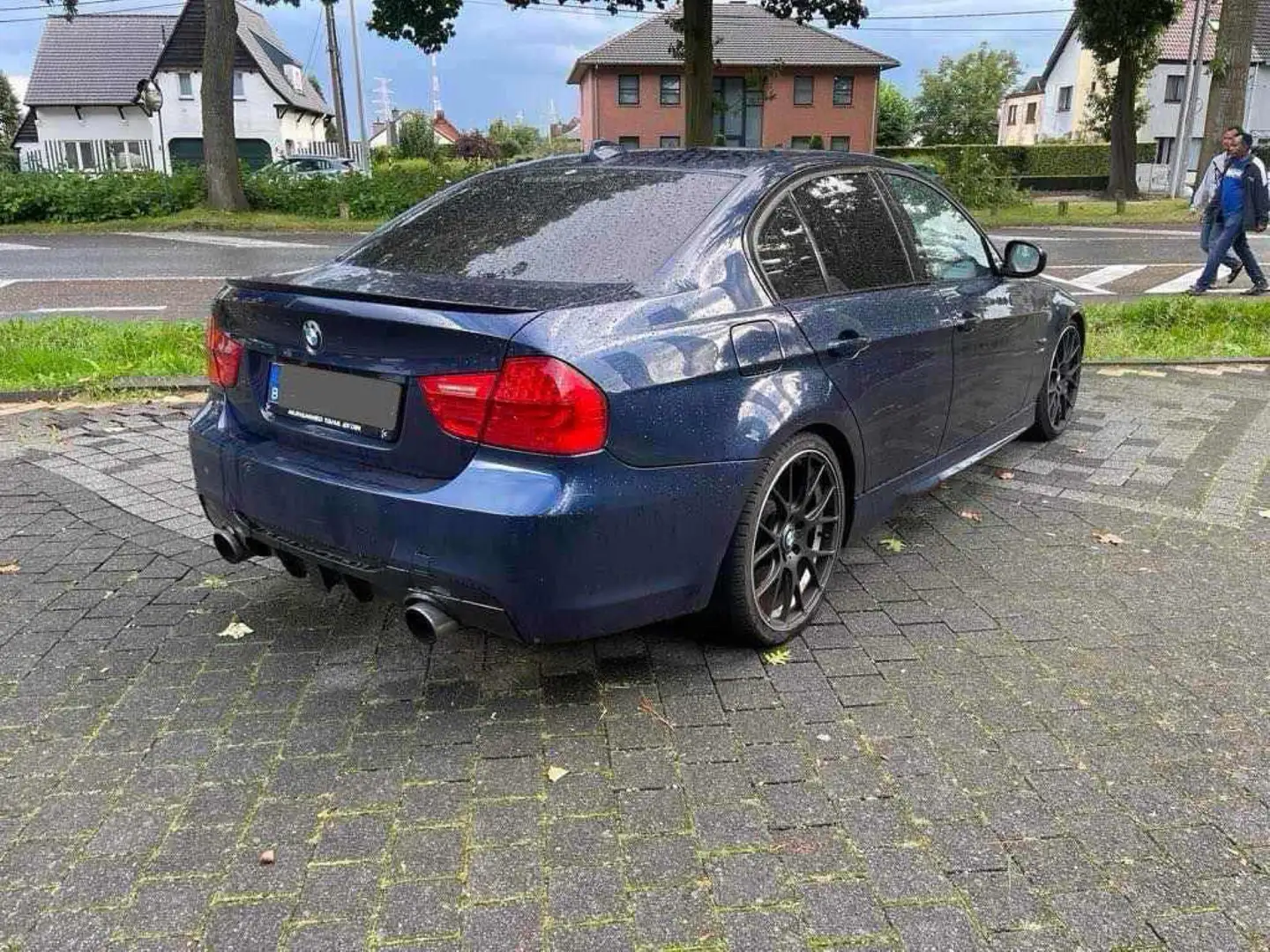 BMW 335 335xi Modrá - 2