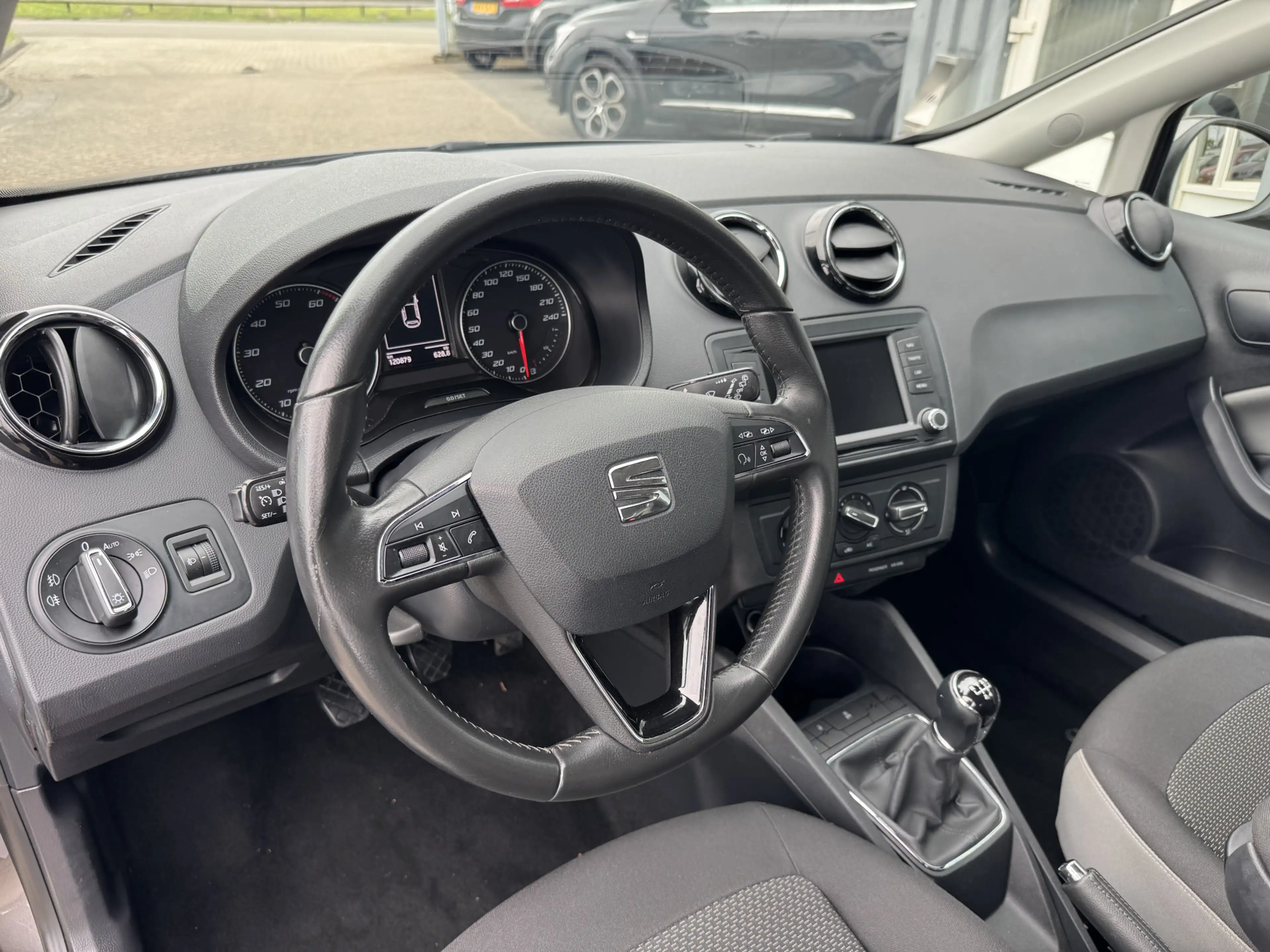 SEAT Ibiza 1.0 EcoTSI Style Connect — photo 10