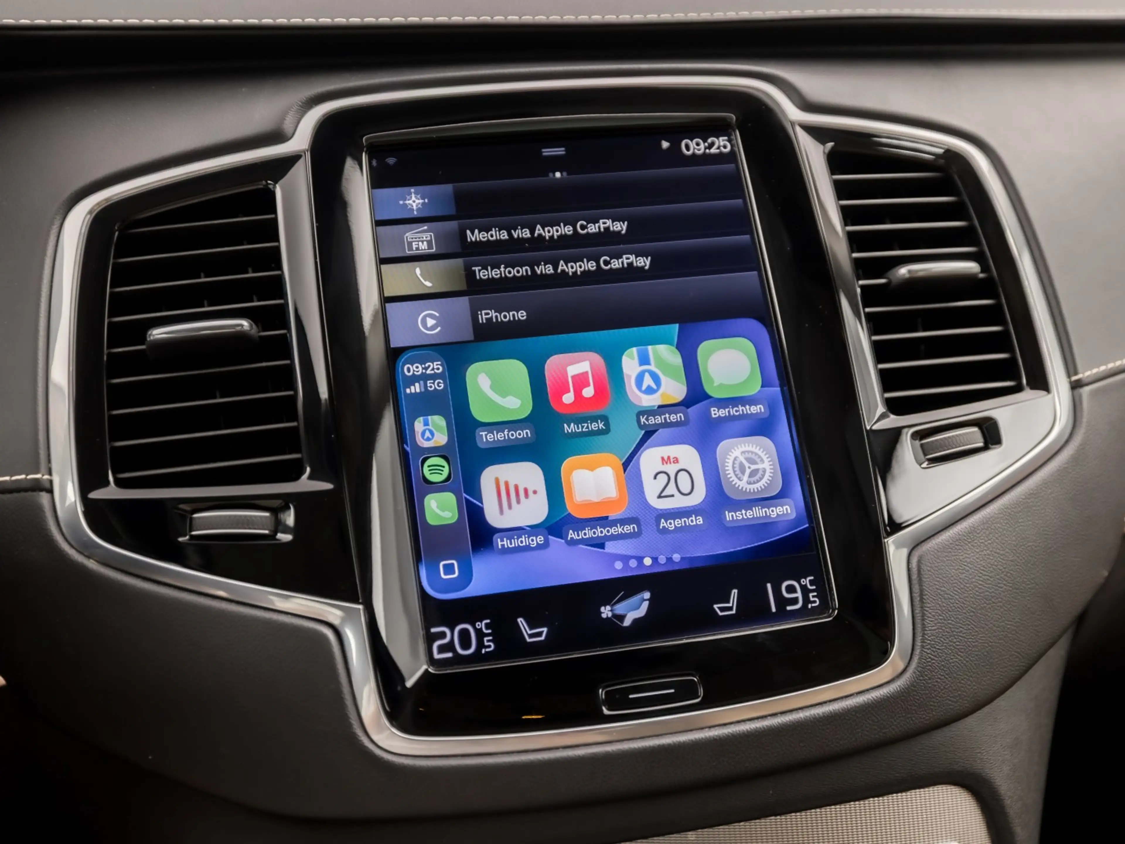 Volvo XC90 2.0 T8 Twin Engine AWD Inscription 7 Persoons 408P — photo 9