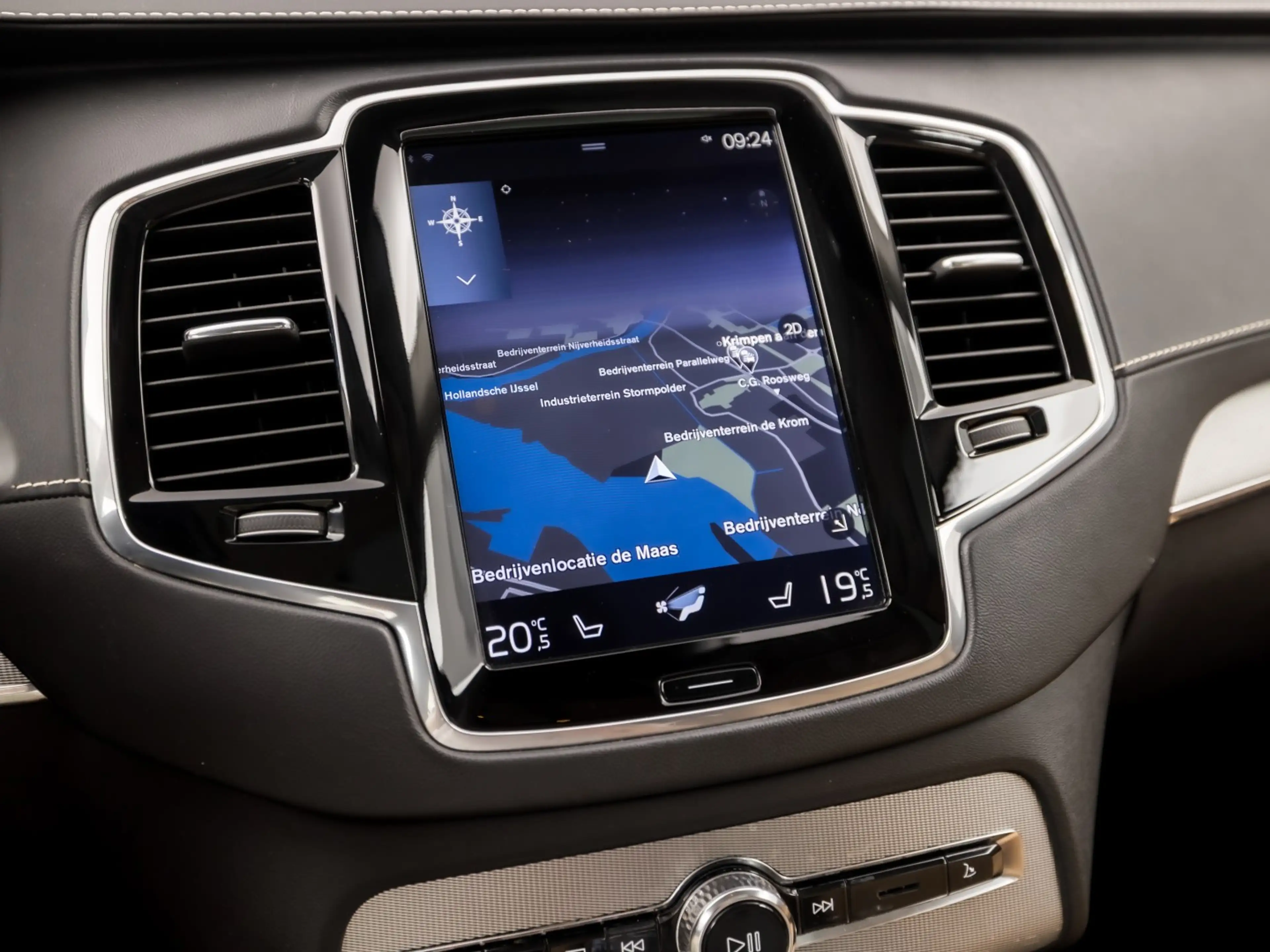 Volvo XC90 2.0 T8 Twin Engine AWD Inscription 7 Persoons 408P — photo 36