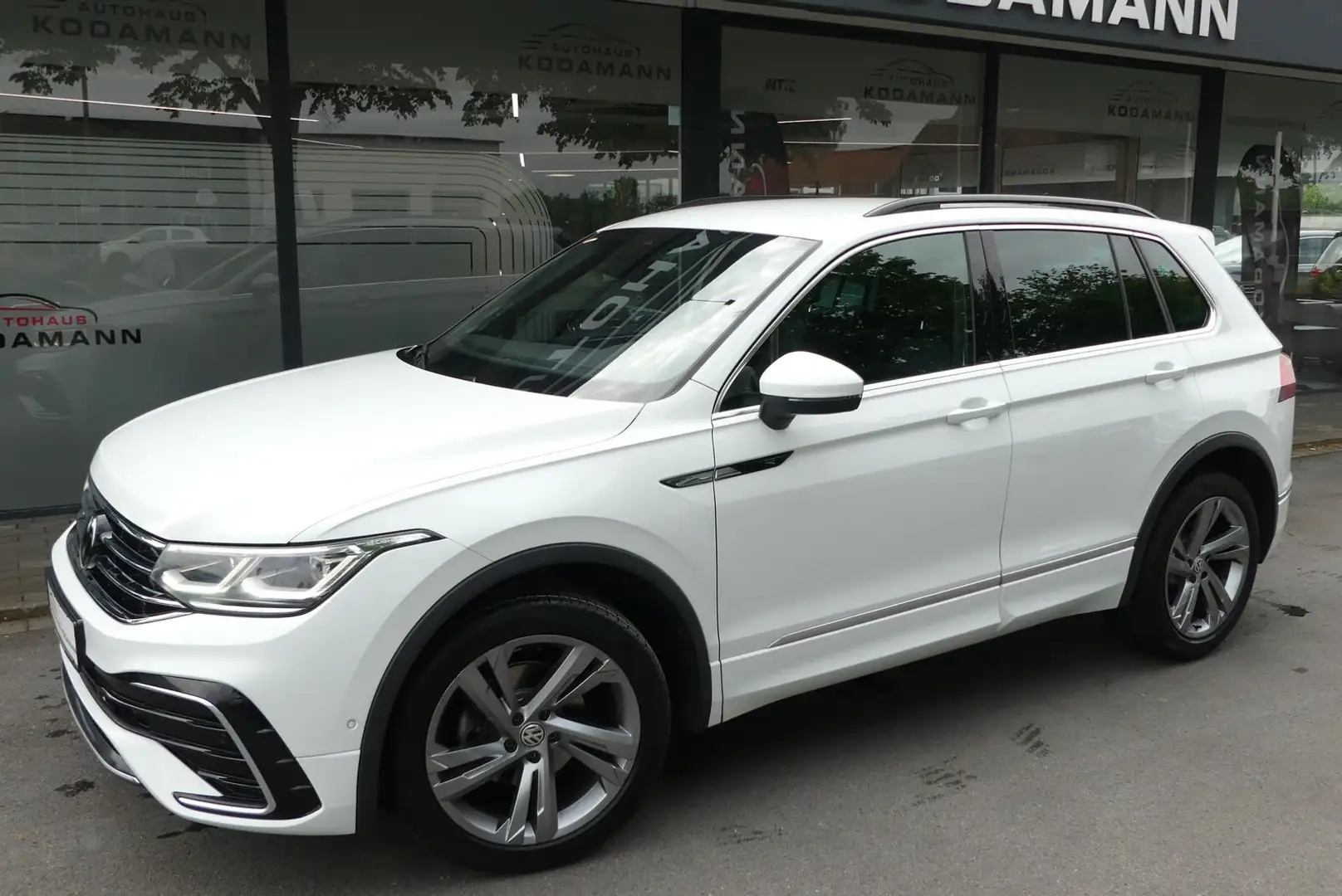 Volkswagen Tiguan R-Line 2.0 TDI*ACC*Cam*Matrix-LED*Virtual Weiß - 2