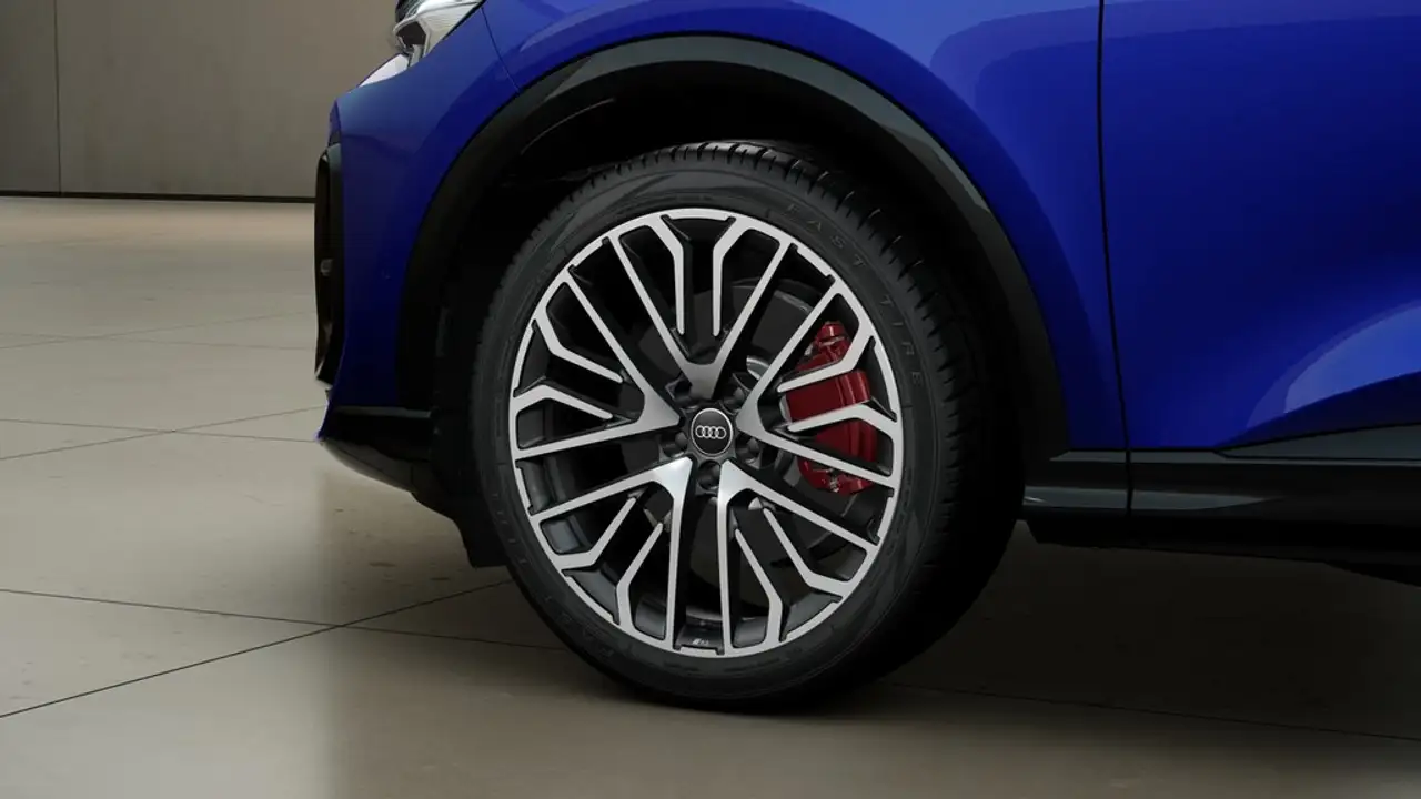 Audi Q5 Sportback e-hybrid UPE 94.255 Edition one AHK 6