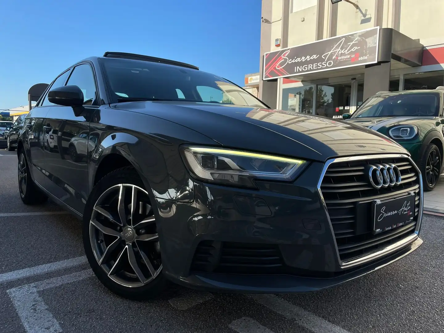 Audi A3 Sportback 1.6 tdi Business s-tronic TETTO + KEYLES Grigio - 1