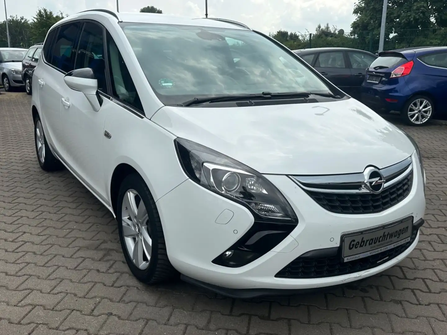 Opel Zafira C TourerBusiness Innov. -7-Sitzer-NAVI-BC- Blanc - 2