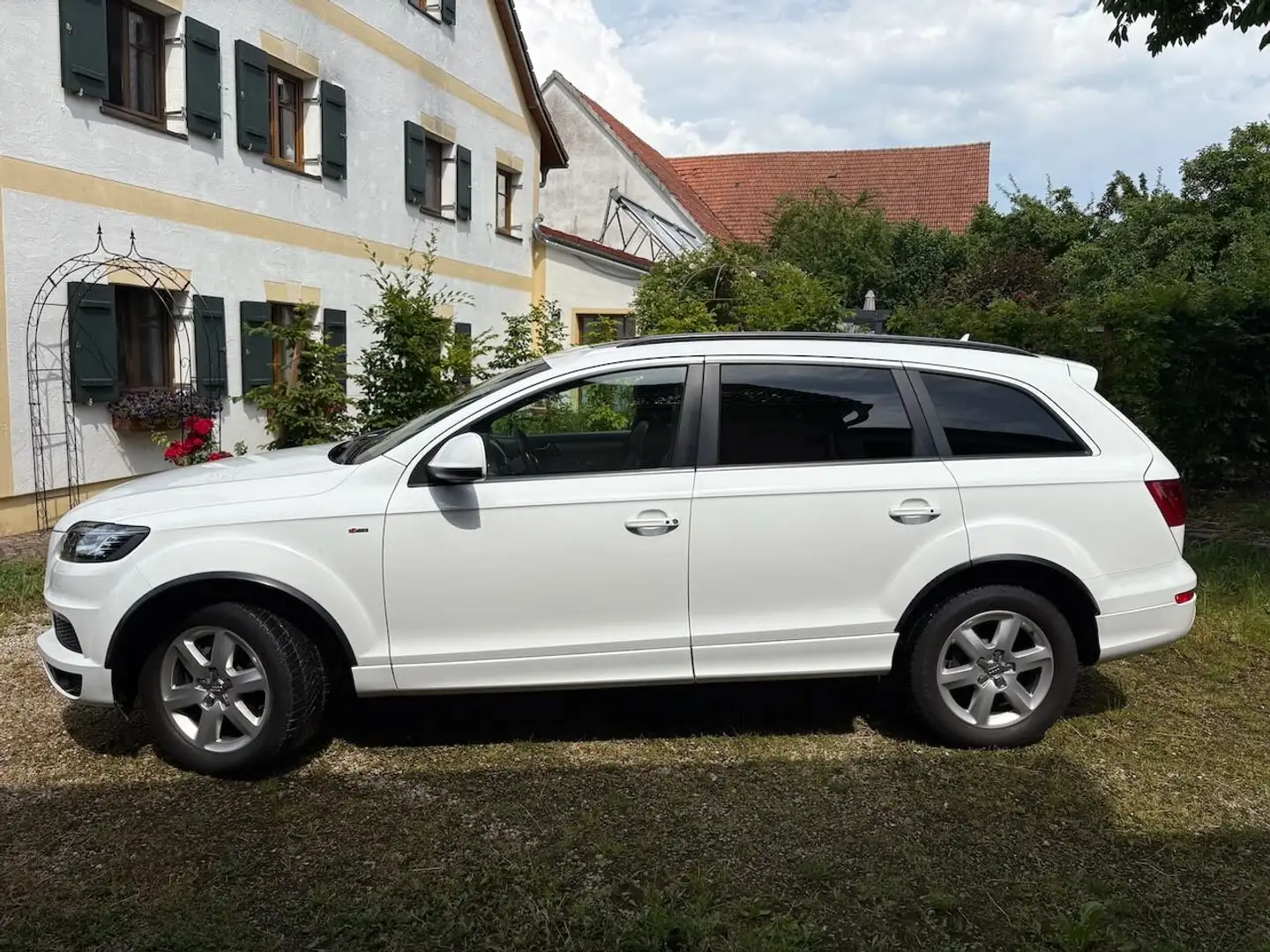 Audi Q7 Q7 Diesel 4.2 TDI DPF quattro tiptronic Weiß - 1