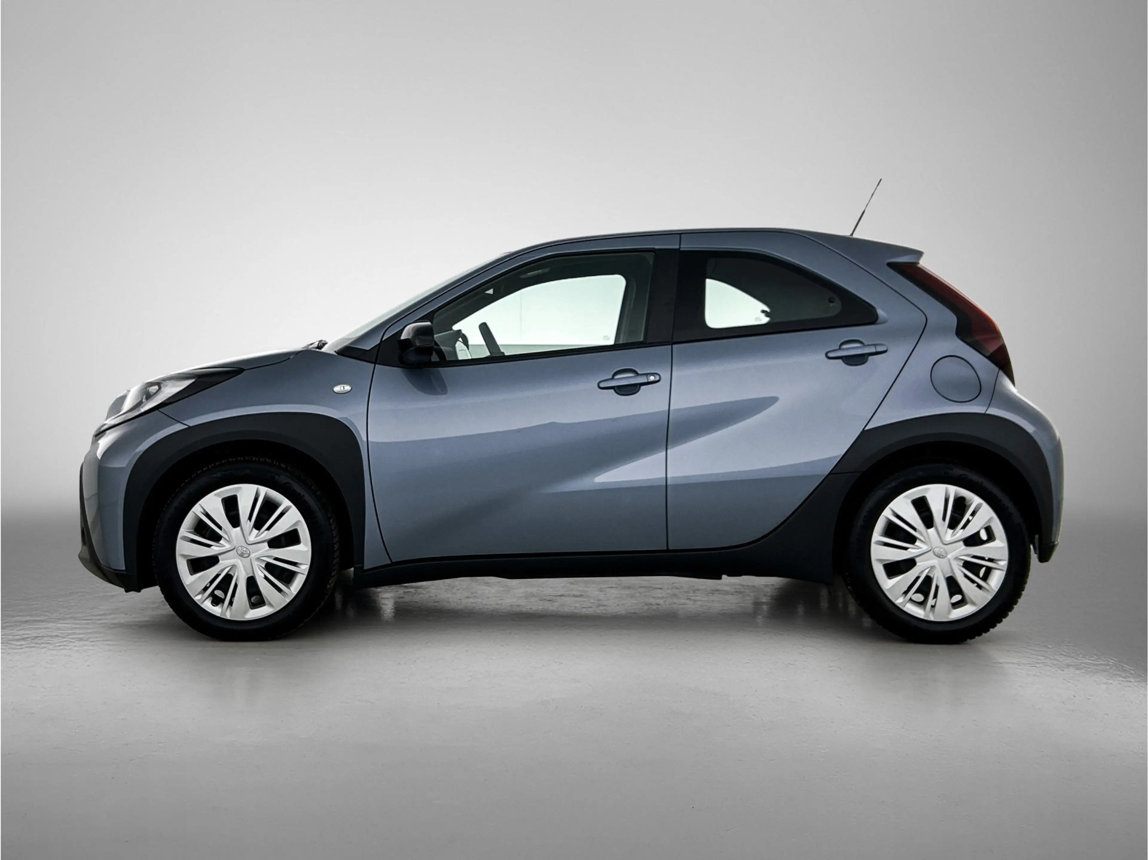 Toyota Aygo X 1.0 VVT-i MT Play | Cruise Control Adaptief | Acht — photo 3