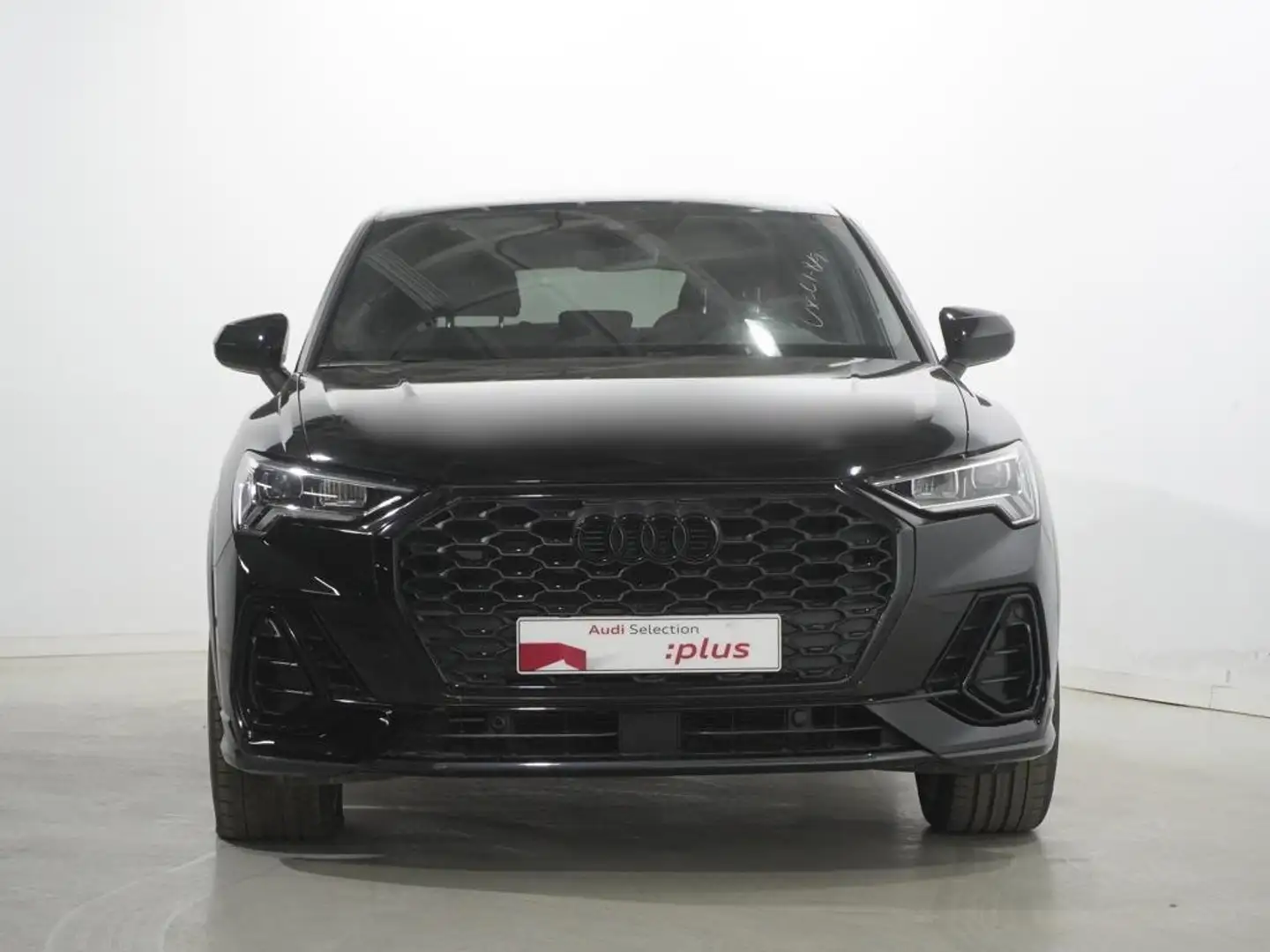 Audi Q3 Sportback 35 TDI Black line S tronic Negro - 2