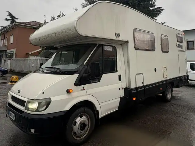 Ford Transit Bus FORD WAG FMCYD4FARA TRANSIT350L RIMORARF