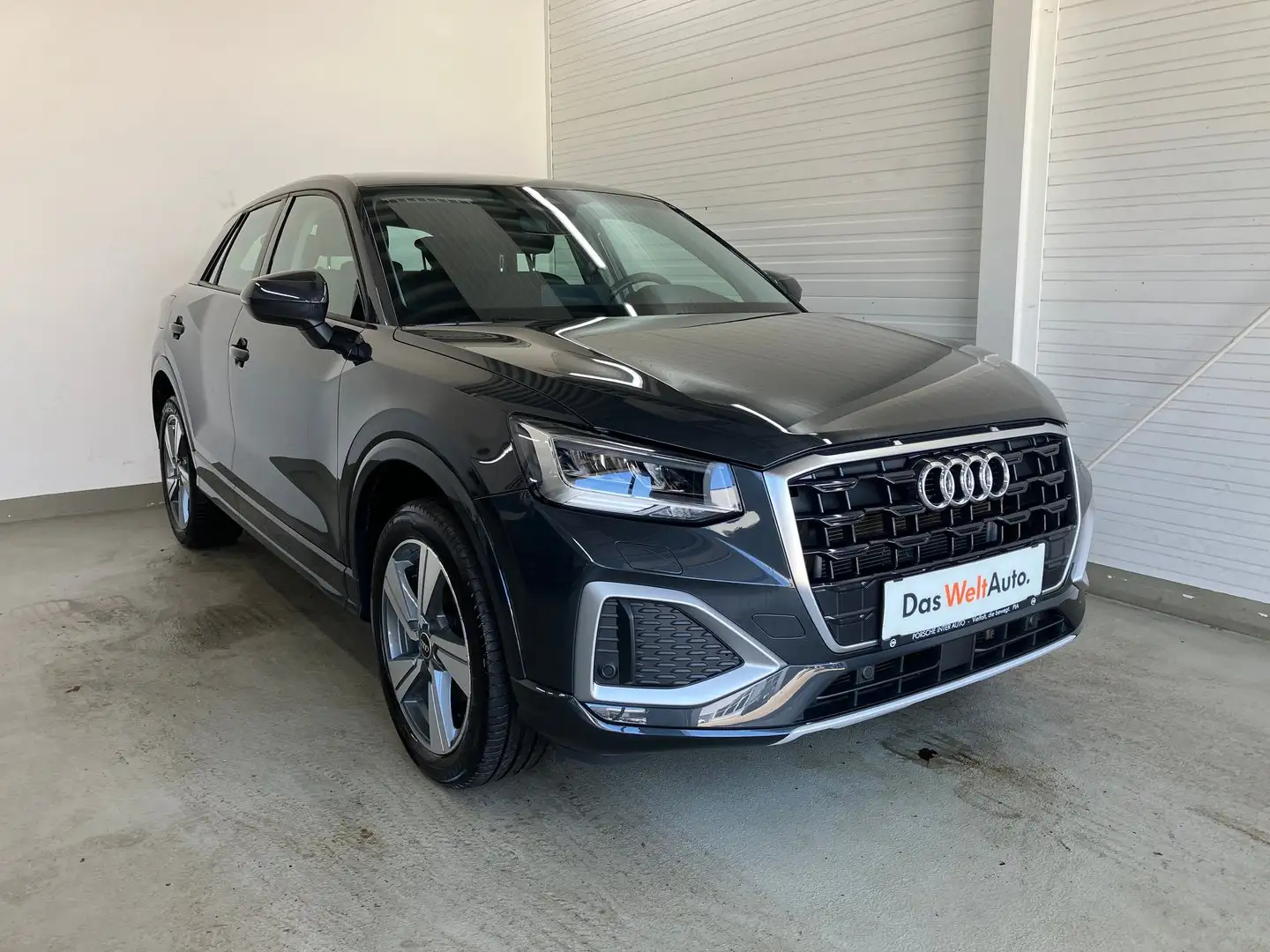 Audi Q2 30 TDI advanced Grau - 1