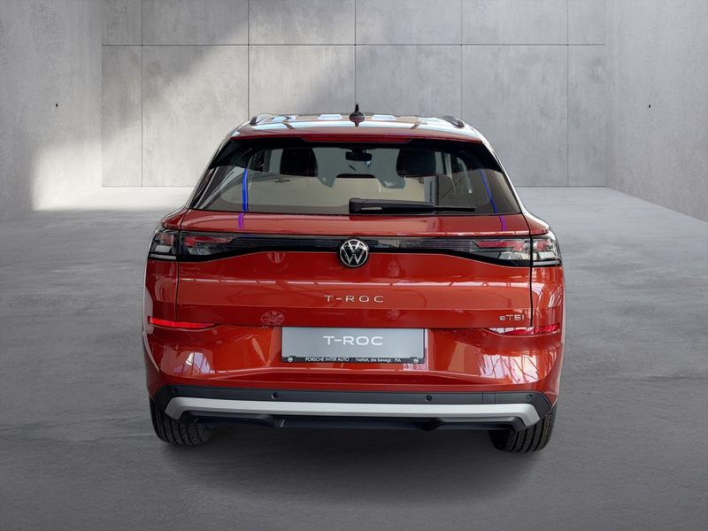 Volkswagen T-Roc 4Me eTSI DSG — photo 3