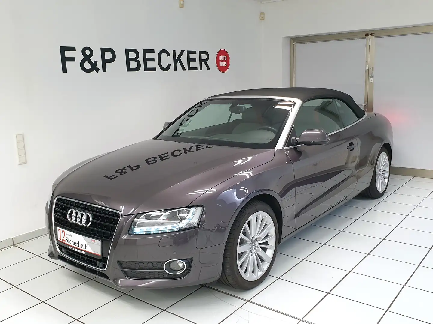 Audi A5 A5 Cabrio 3.2 FSI Quattro S Tronic Audi Exclusive Grau - 1