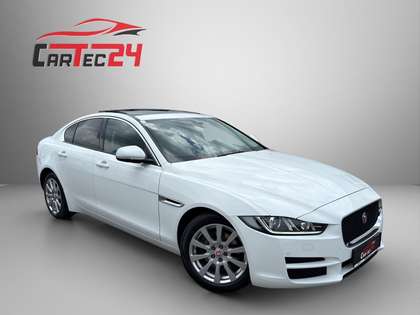Jaguar XE 20d Pure Aut. *PANO, SHA, LHZ, SHZ, KEYLESS*