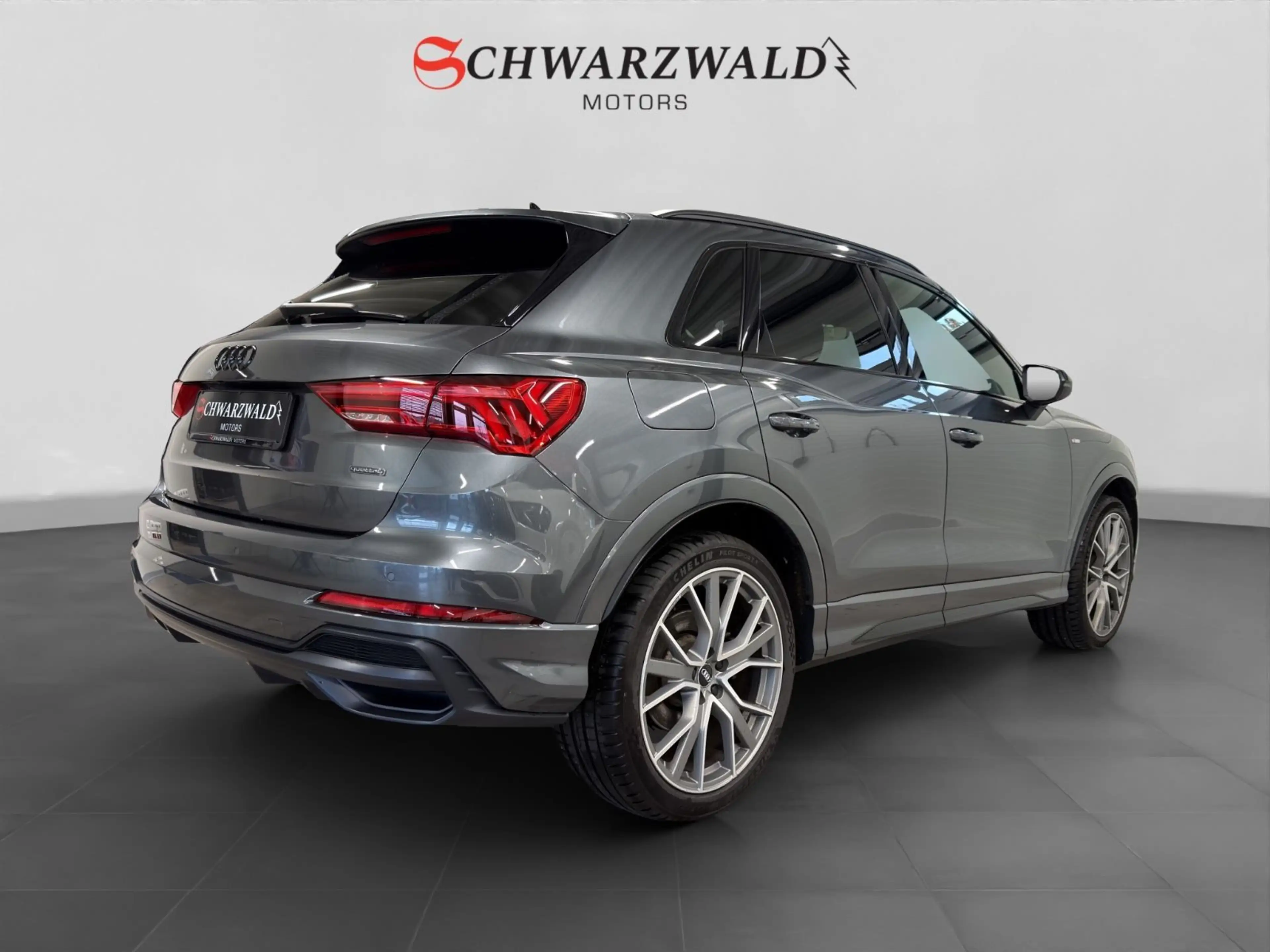 Audi Q3 40 TFSI quattro S line 1Hand Matrix Virtual — photo 5