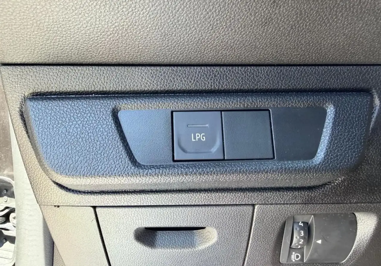 Dacia Sandero Sandero Stepway — photo 27