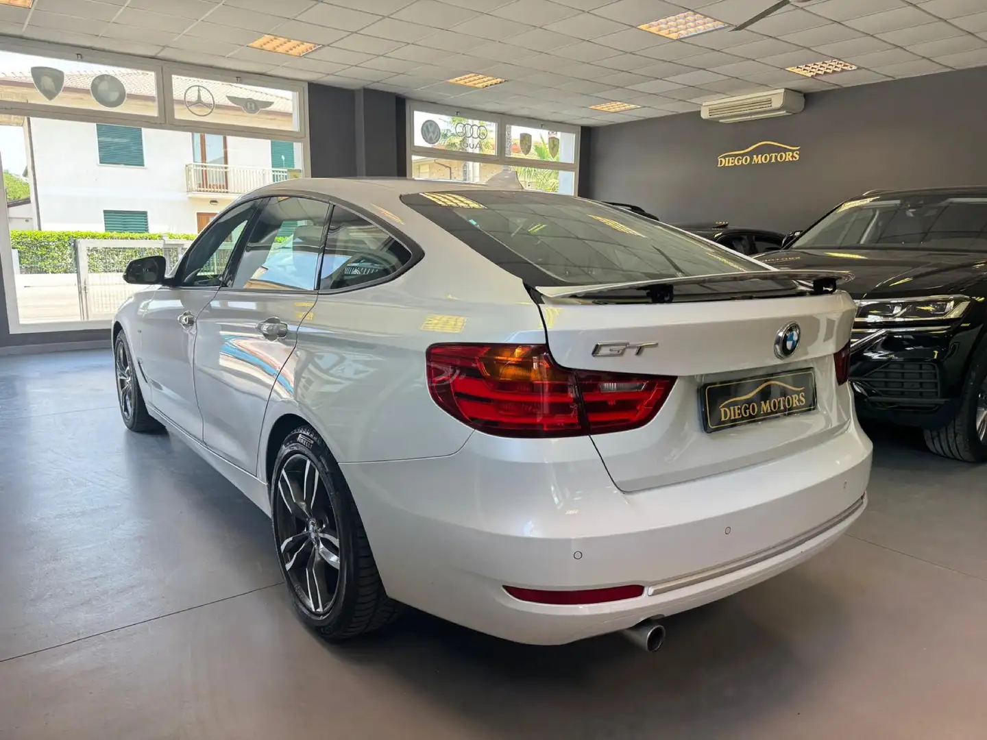 BMW 318 318d Modern Gt bianco perlato Blanc - 2