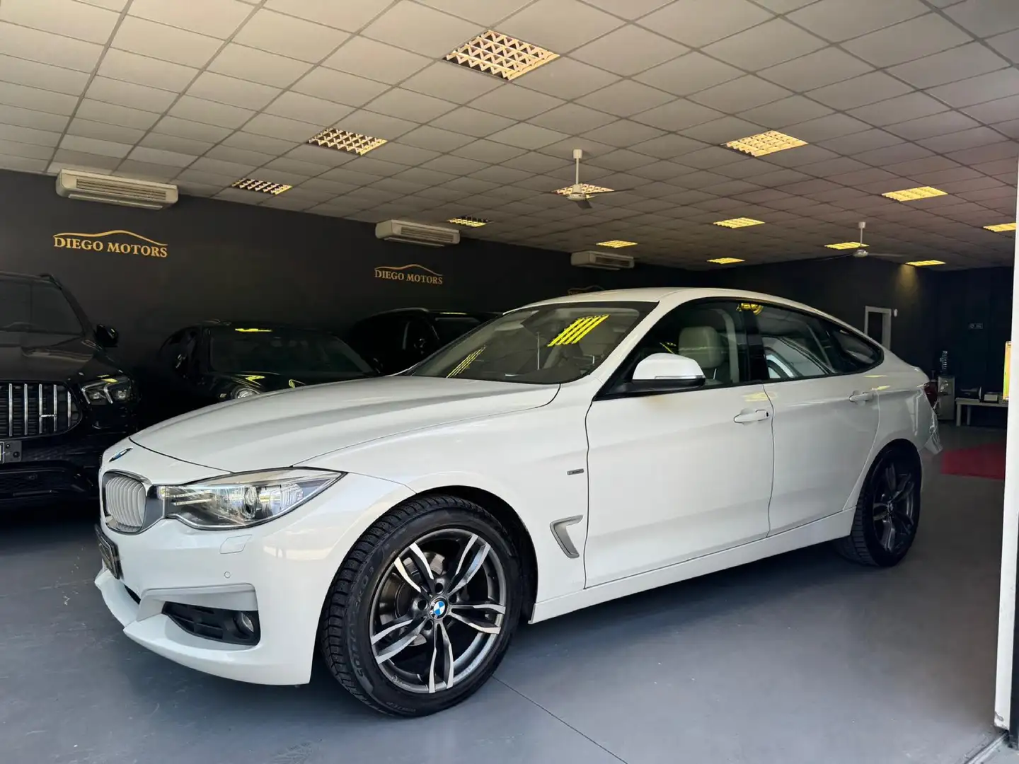 BMW 318 318d Modern Gt bianco perlato Blanc - 1