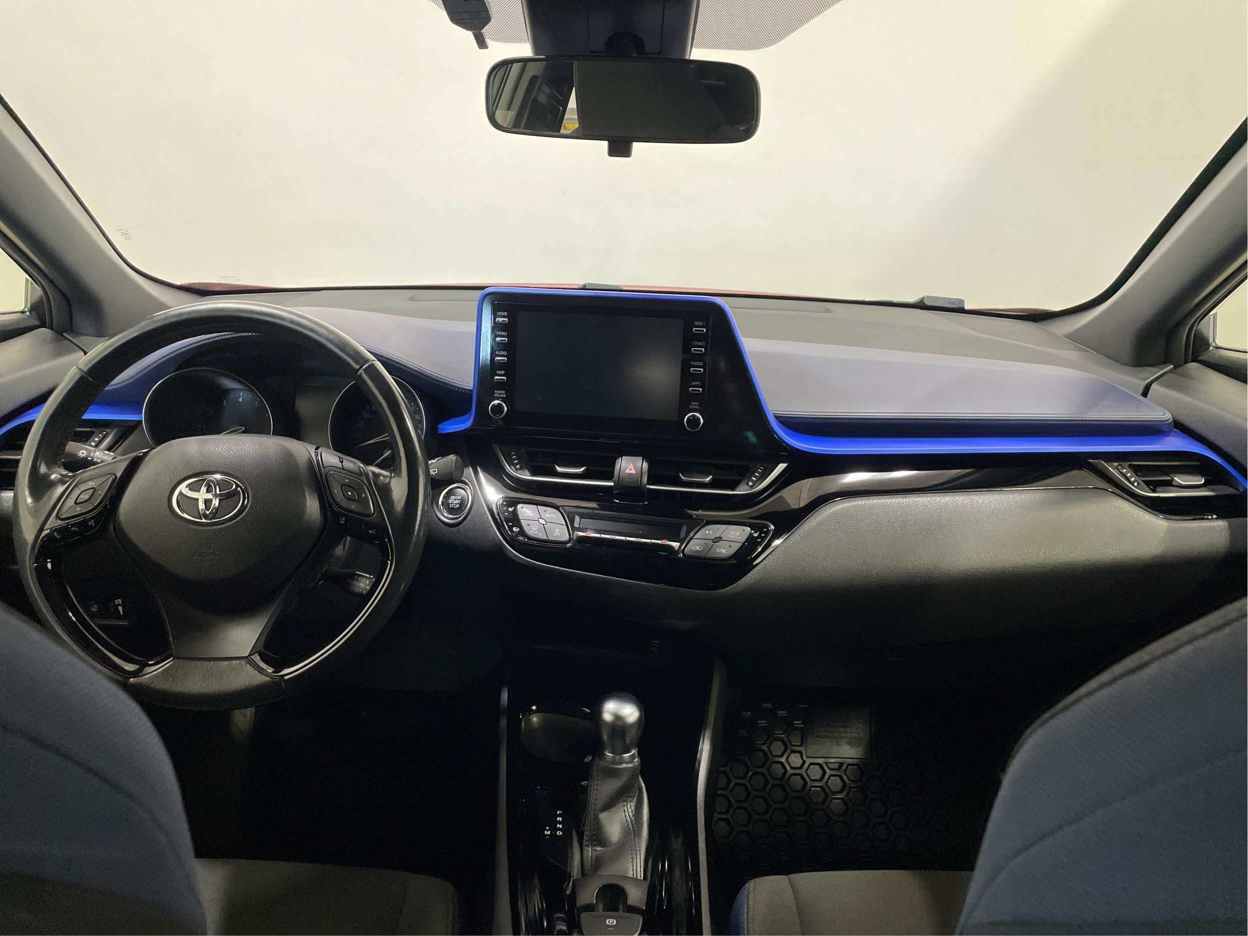 2022 Toyota C-HR Limited FWD — снимка 1