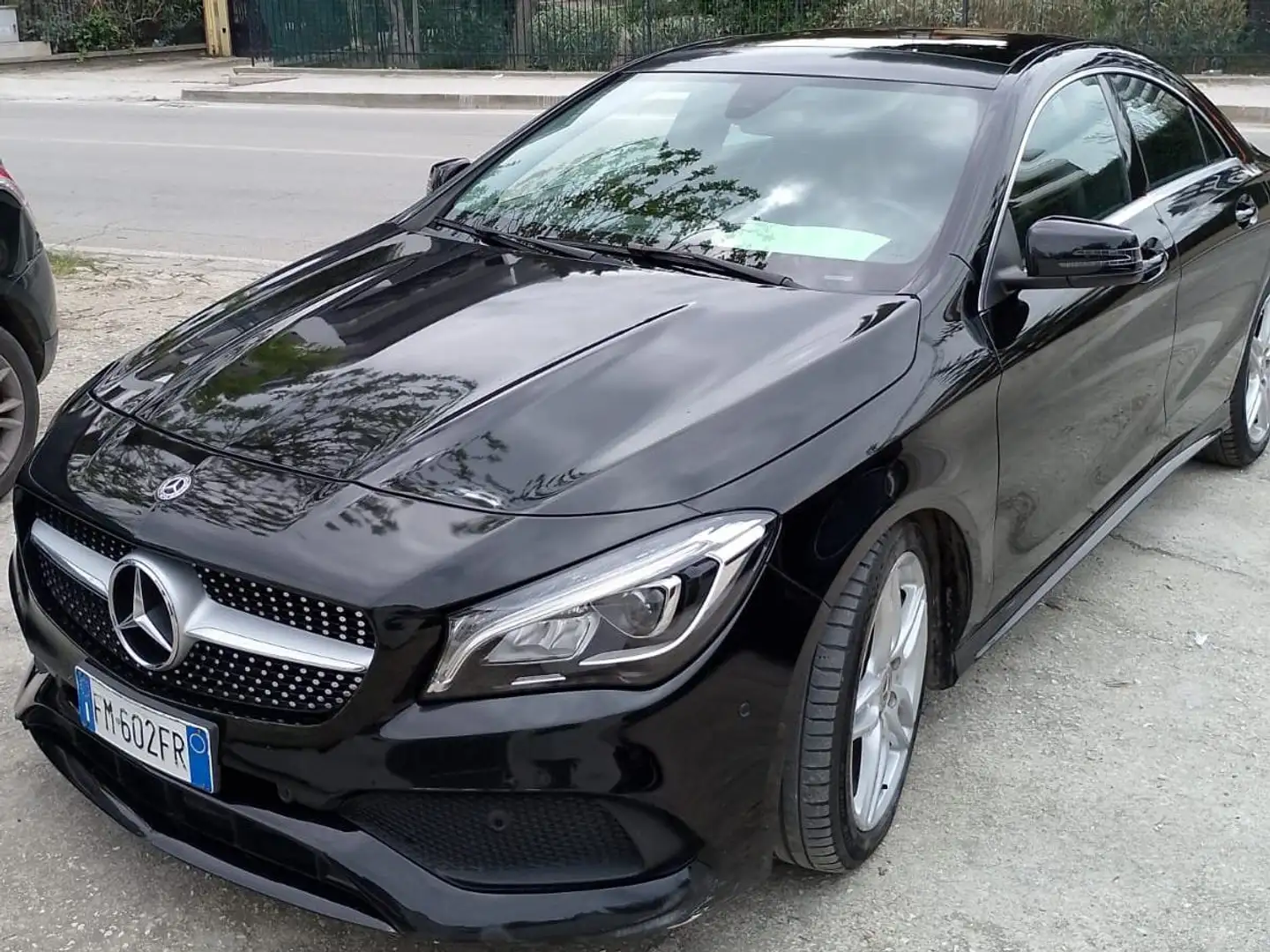 Mercedes-Benz CLA 200 CLA - C117 d Premium 4matic auto FL Nero - 1