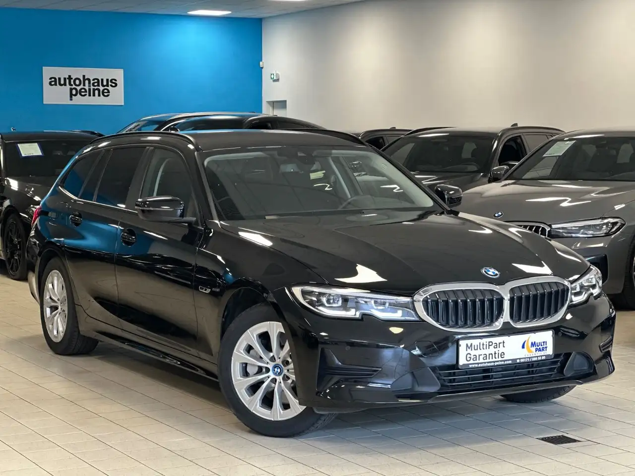 BMW 330