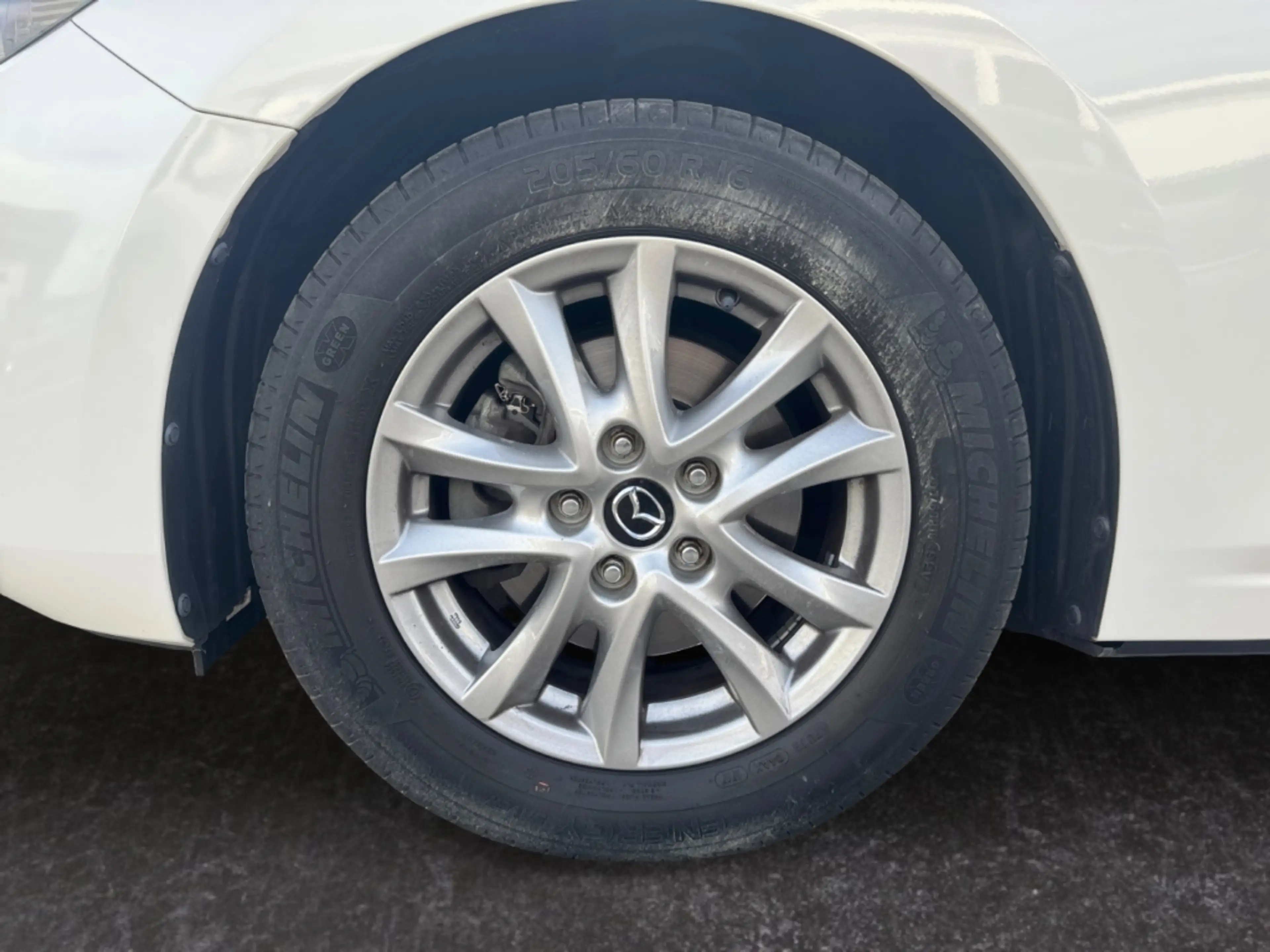 Mazda 3 2.0 Exclusive-Line Navi Klimaautom Rückfahrkam. Te — photo 14
