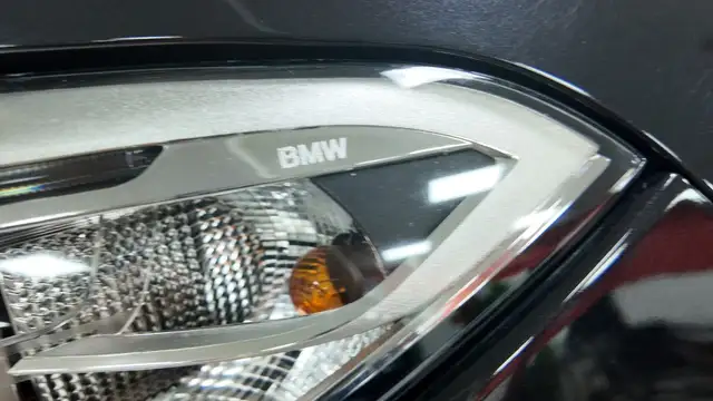 BMW 2 Series view 10