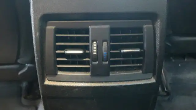 BMW 2 Series view 21