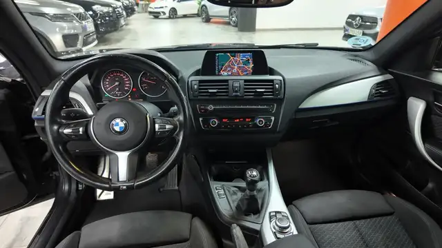 BMW 2 Series view 25
