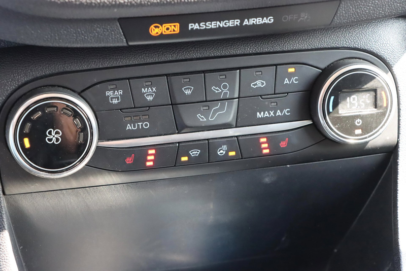 Ford Fiesta 1.0 EcoBoost Hybrid Titanium | CARPLAY | STUURWIEL — photo 18