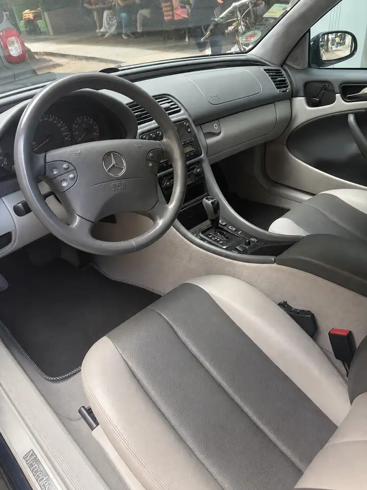 Mercedes-Benz CLK 320 CLK-Klasse Coupe Avantgarde, foto 4