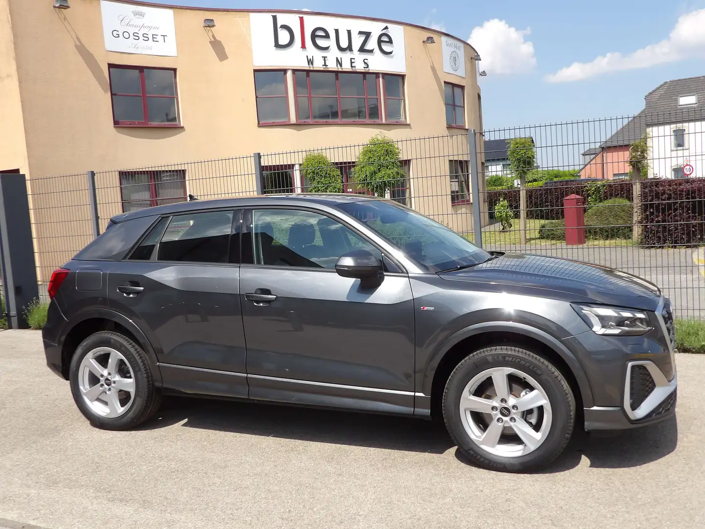 Audi Q2 Q2 35 TFSI S tronic S line Gris - 2