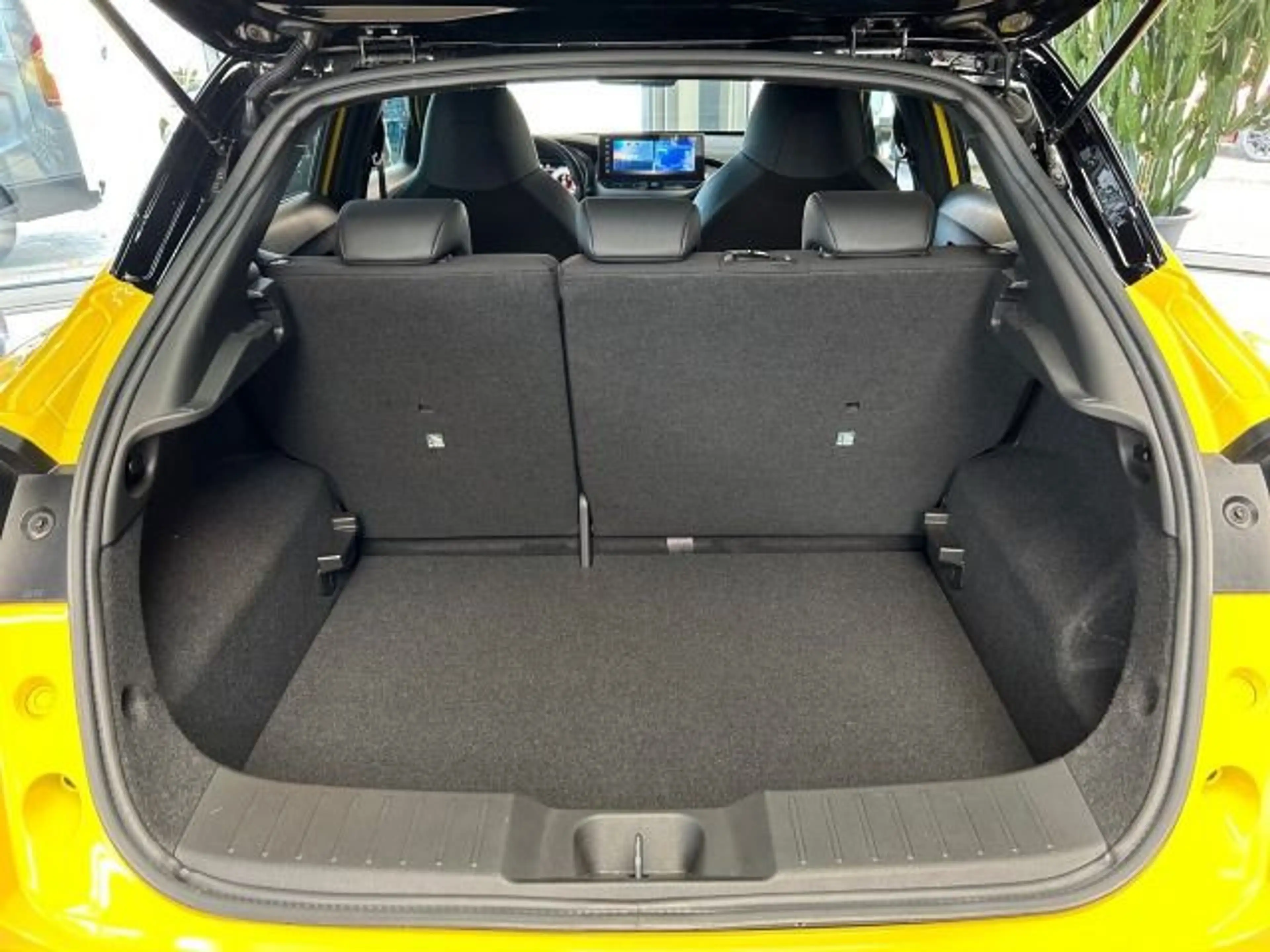 Nissan Juke 1.6 Hybrid N-Connecta, Klima, LED, Kamera — photo 14