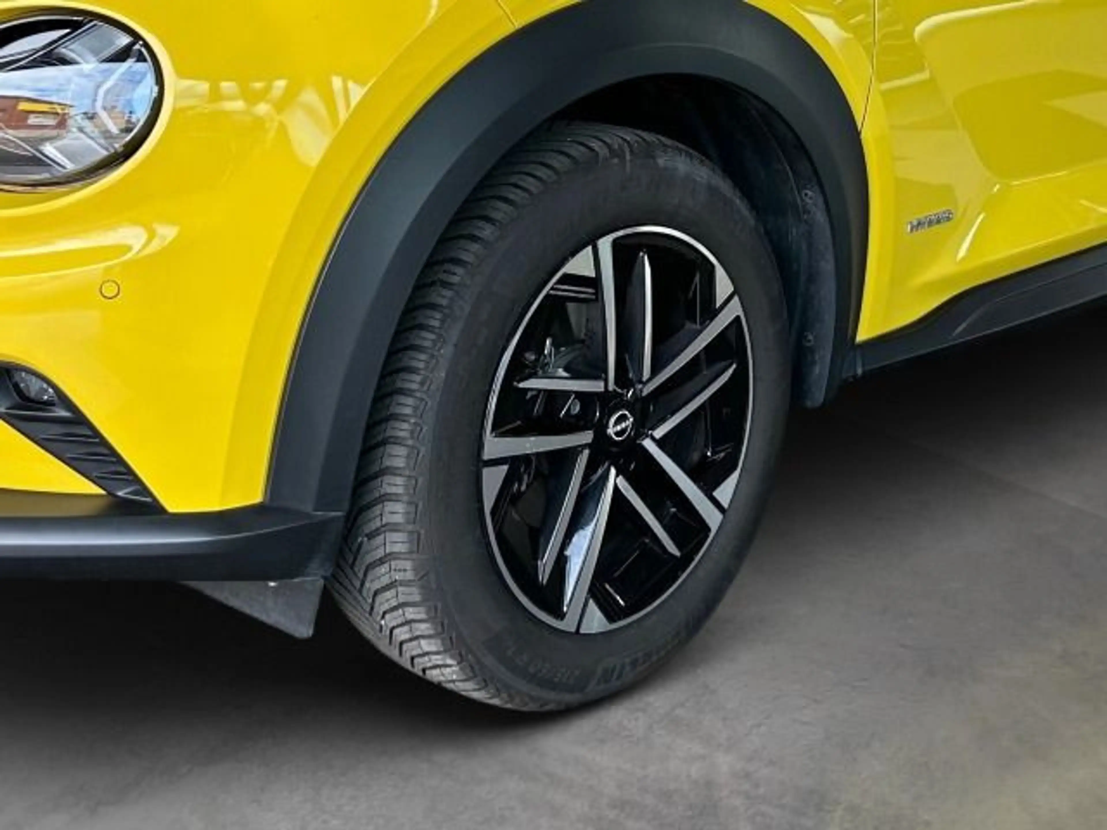 Nissan Juke 1.6 Hybrid N-Connecta, Klima, LED, Kamera — photo 7