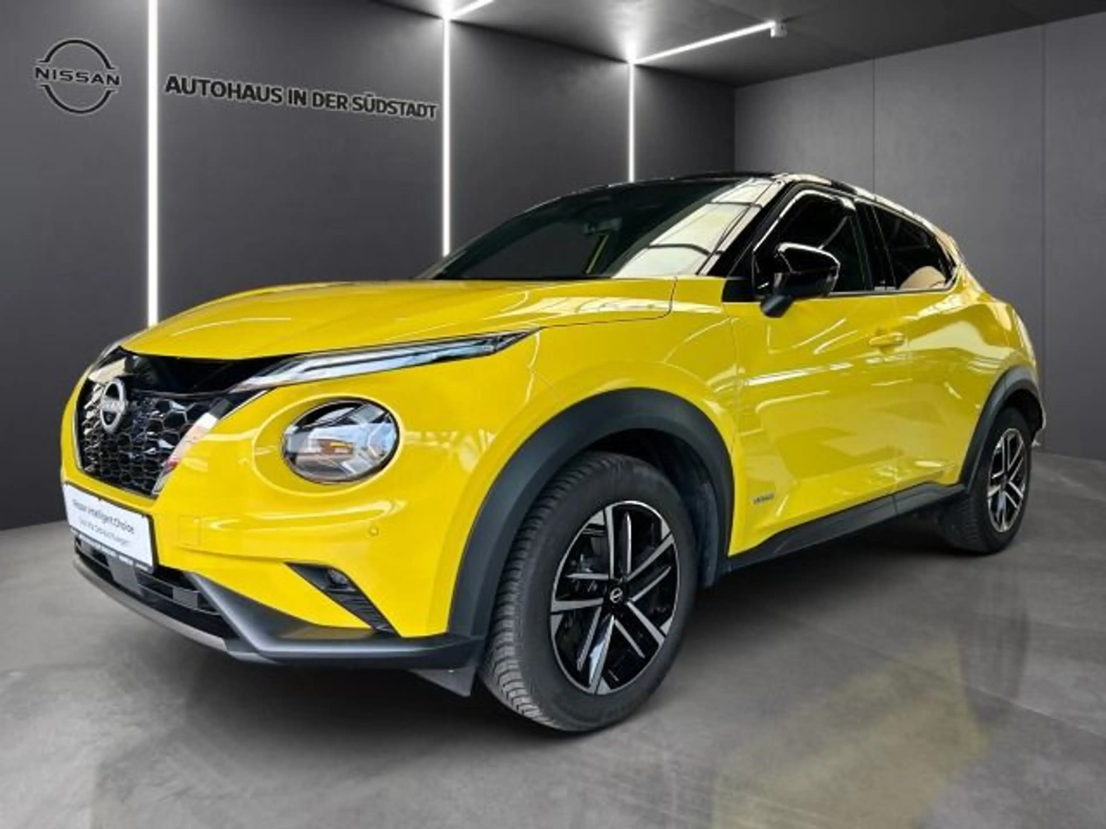 Nissan Juke 1.6 Hybrid N-Connecta, Klima, LED, Kamera — photo 2