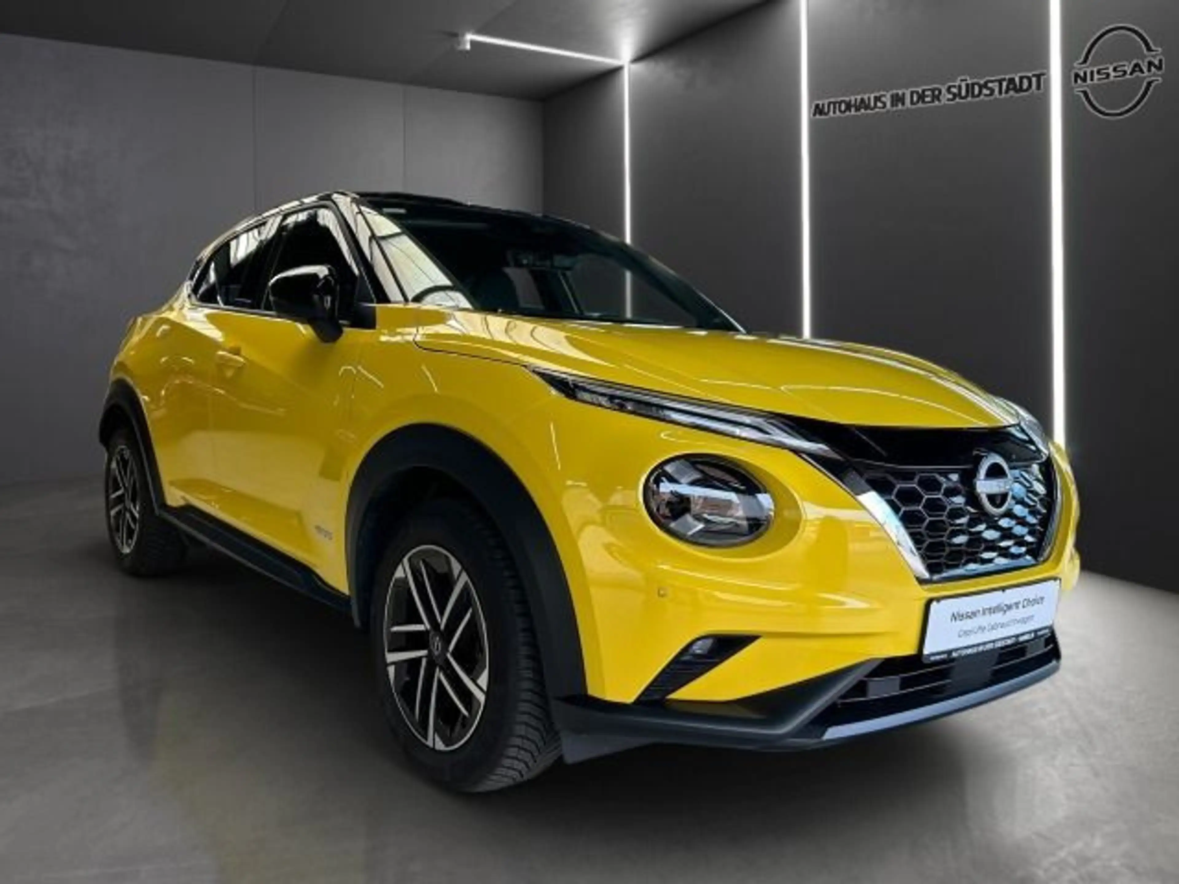 Nissan Juke 1.6 Hybrid N-Connecta, Klima, LED, Kamera — photo 3
