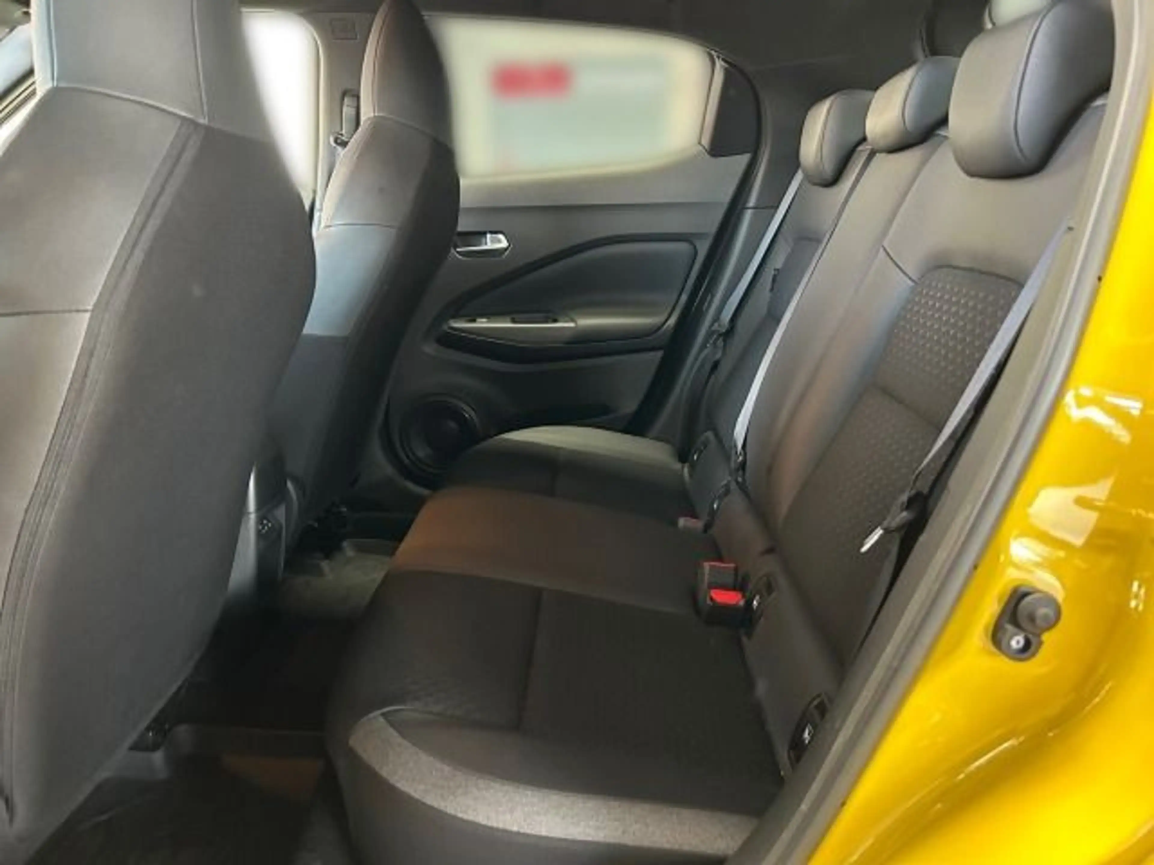 Nissan Juke 1.6 Hybrid N-Connecta, Klima, LED, Kamera — photo 12