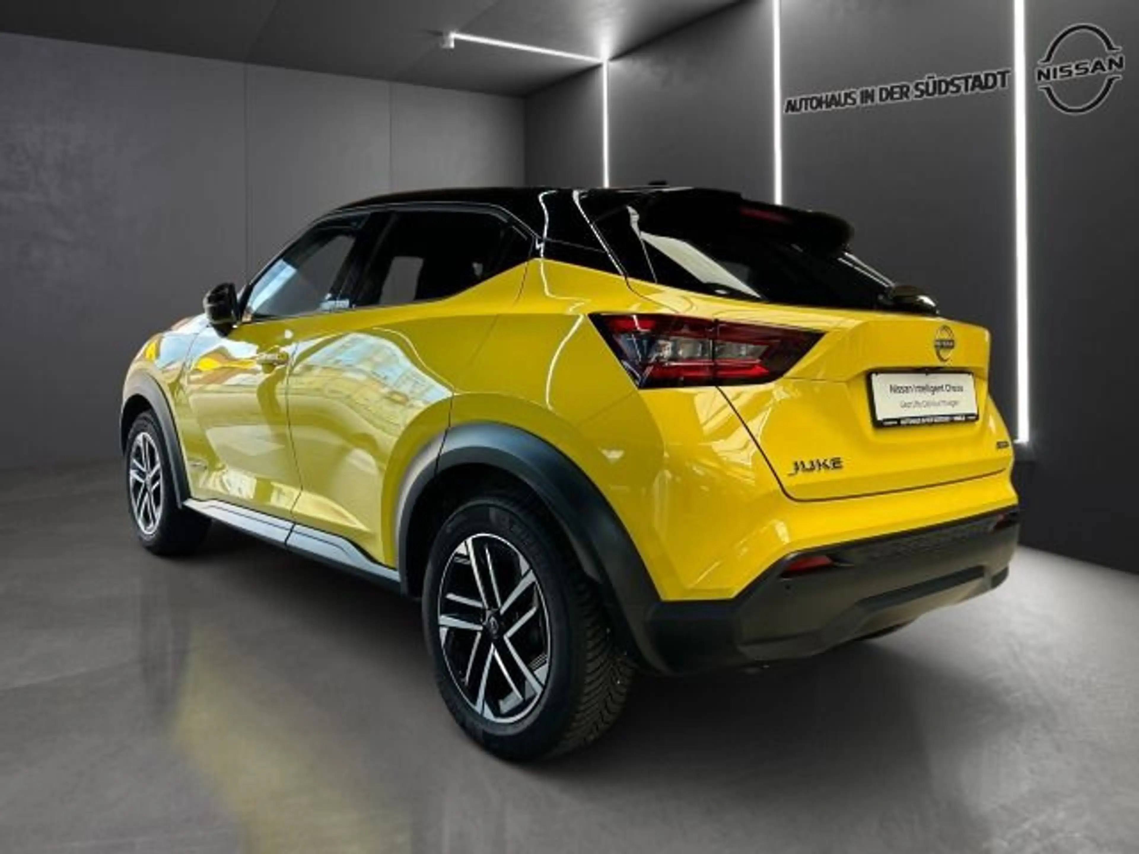 Nissan Juke 1.6 Hybrid N-Connecta, Klima, LED, Kamera — photo 5
