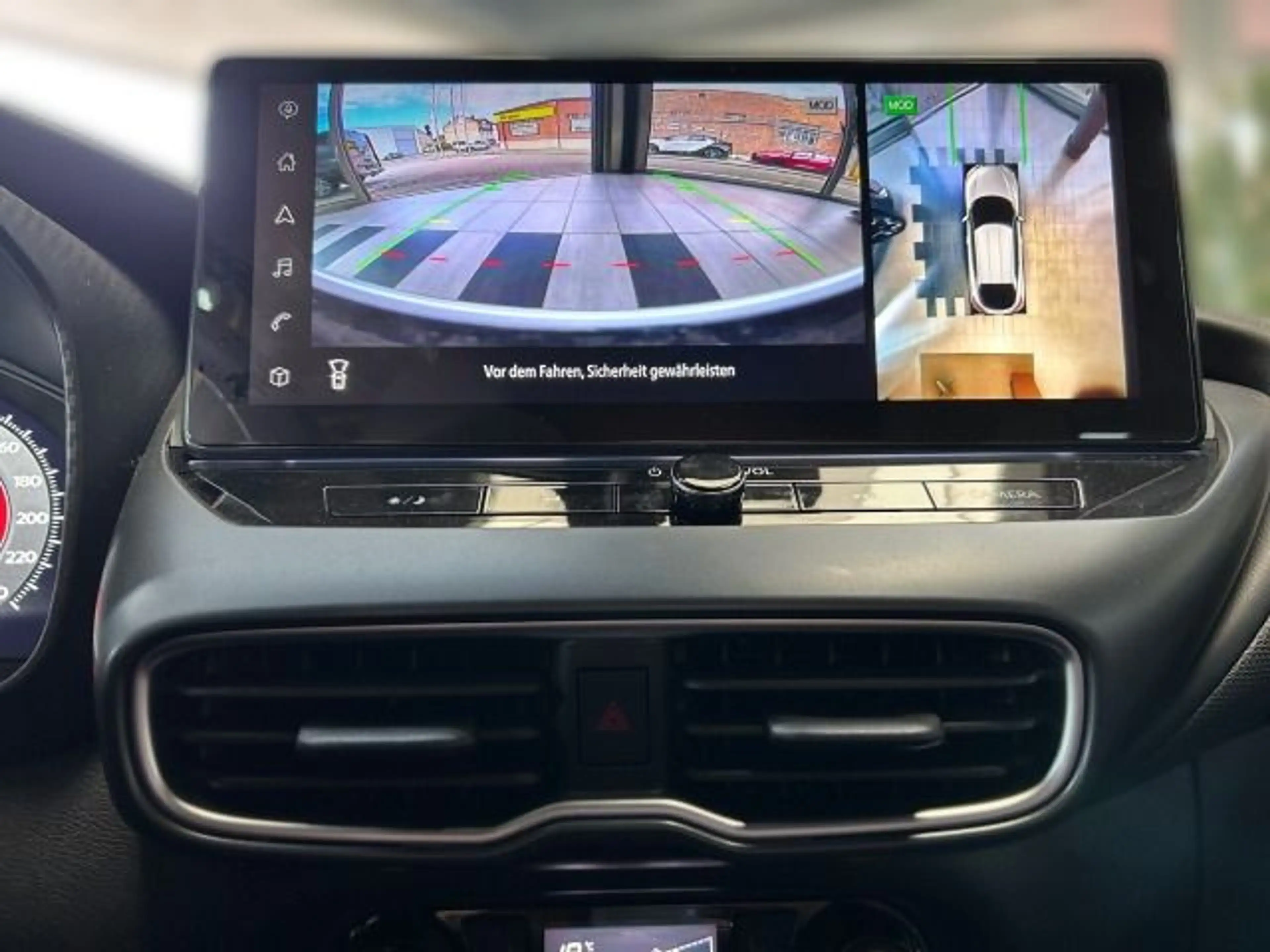 Nissan Juke 1.6 Hybrid N-Connecta, Klima, LED, Kamera — photo 10