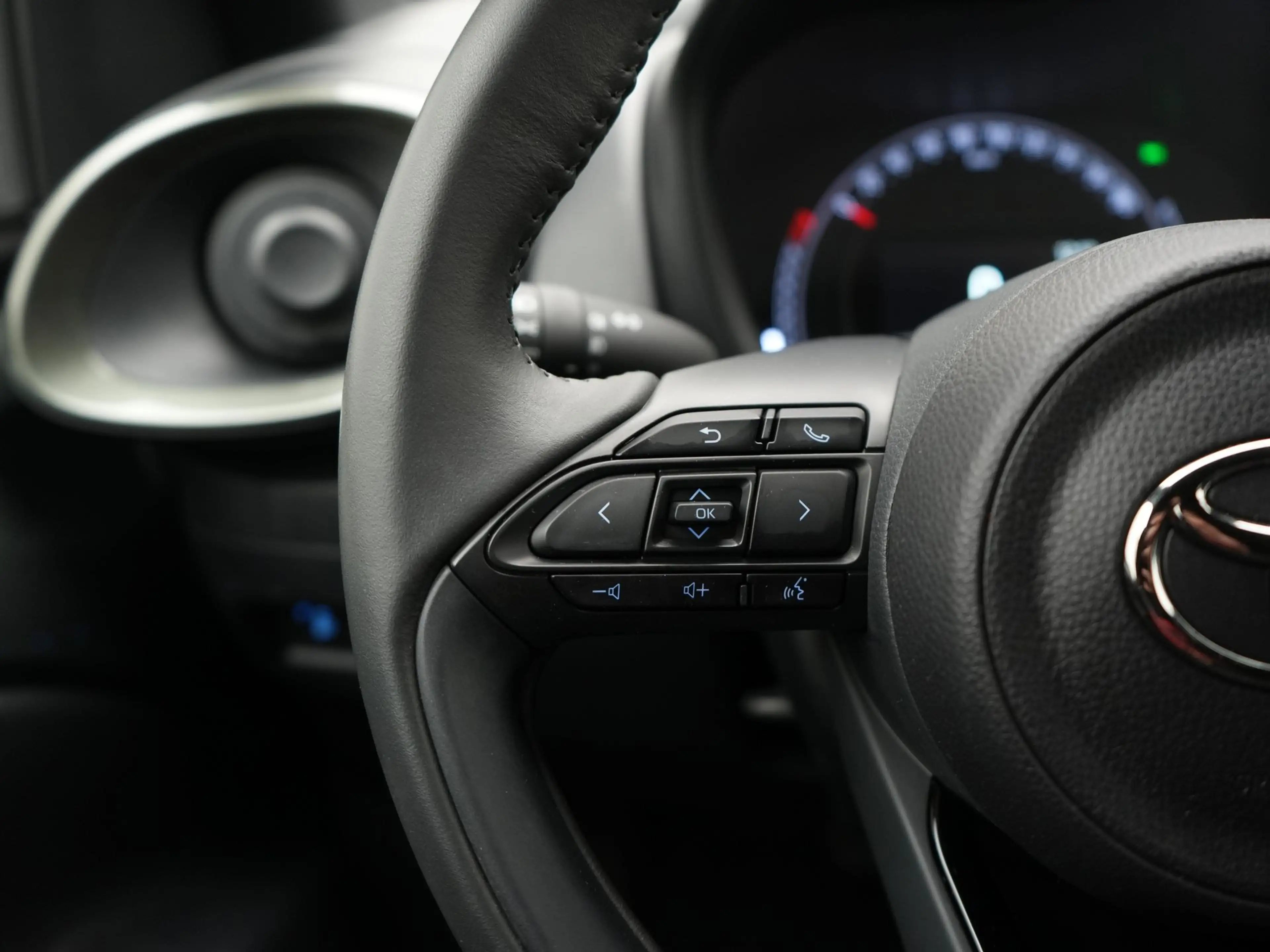 Toyota Aygo X 1.0 VVT-i S-CVT Pulse | Apple Carplay-Android Auto — photo 15