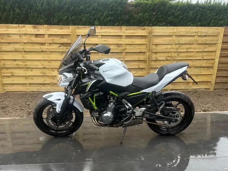 Kawasaki Z 650 - foto 3