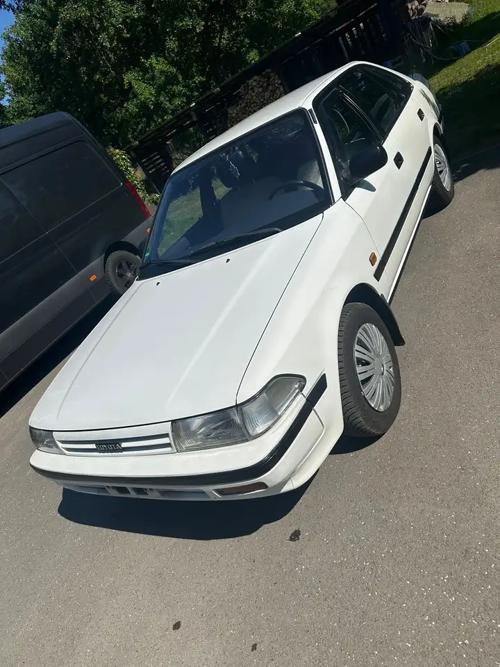 Toyota Carina
