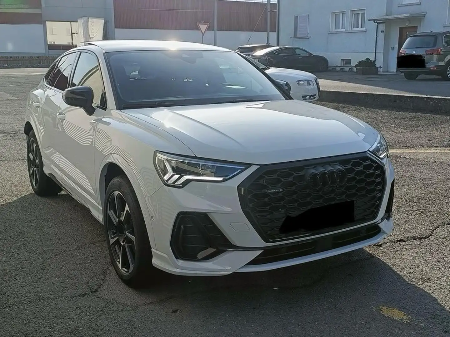 Audi Q3 Sportback 35 TDI S Line - 1