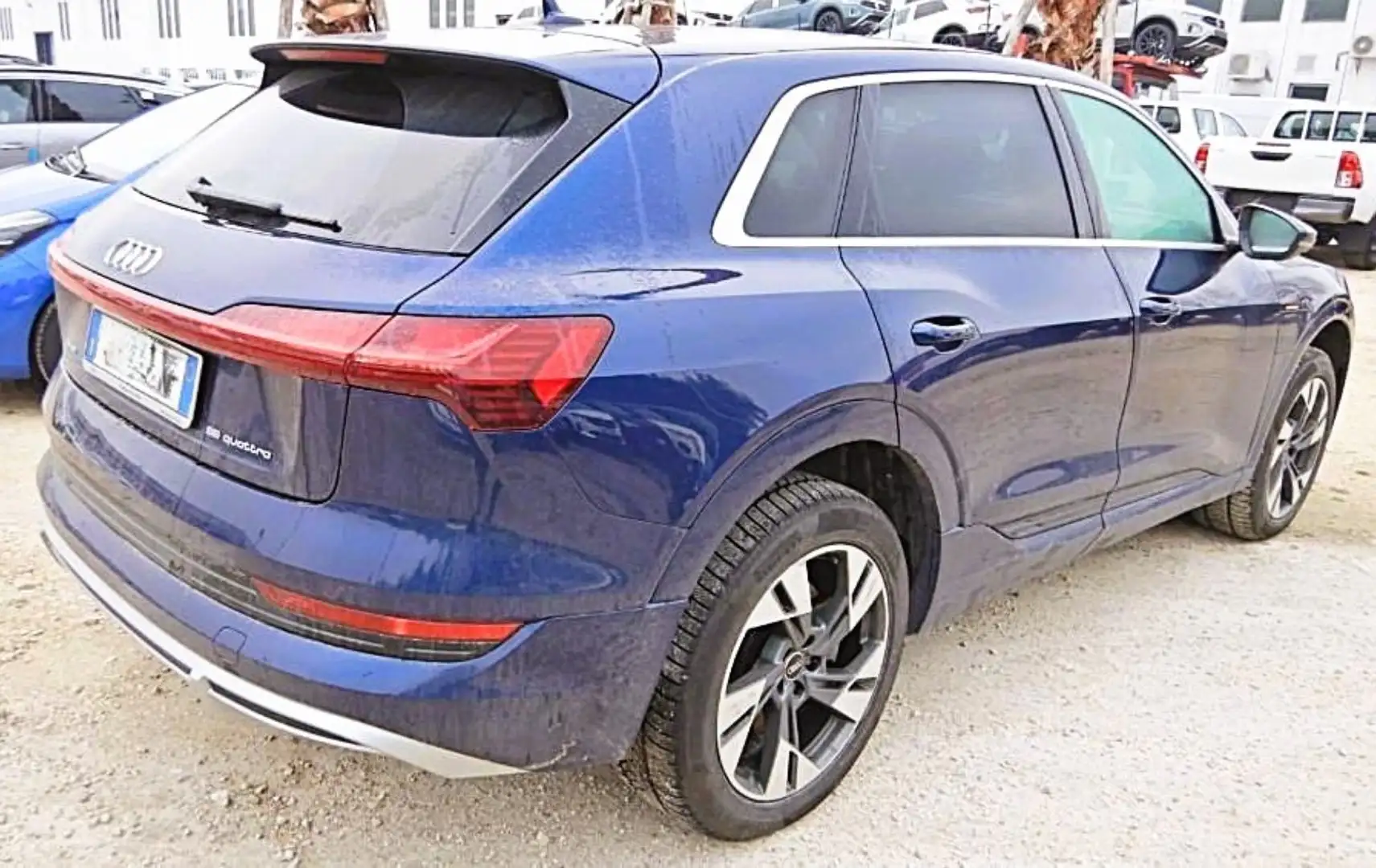 Audi e-tron qutro 55 Blu/Azzurro - 2
