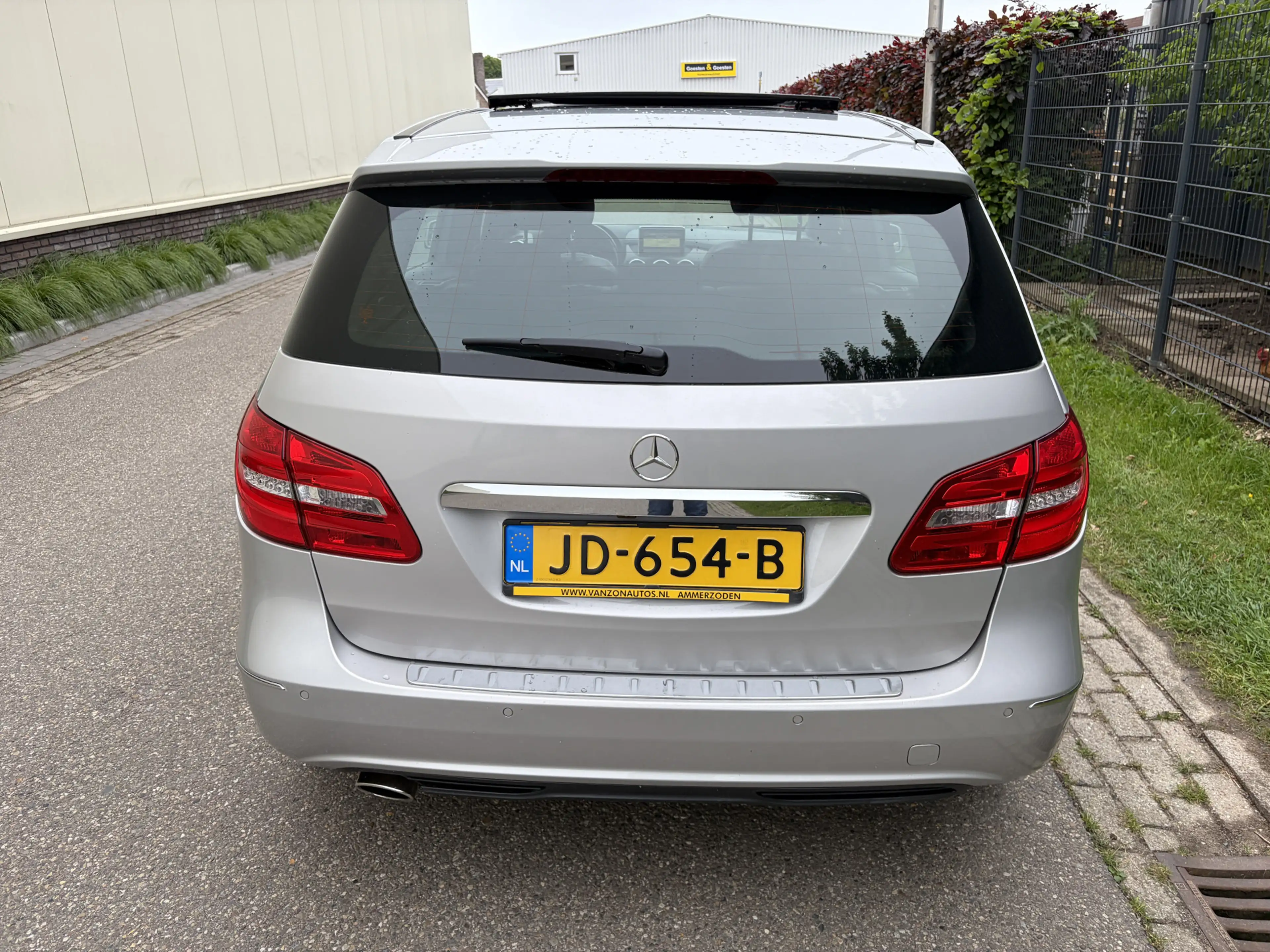Mercedes-Benz B 200 CDI Ambition / AUTOMAAT / PANORAMADAK / MEMORY / L — photo 19