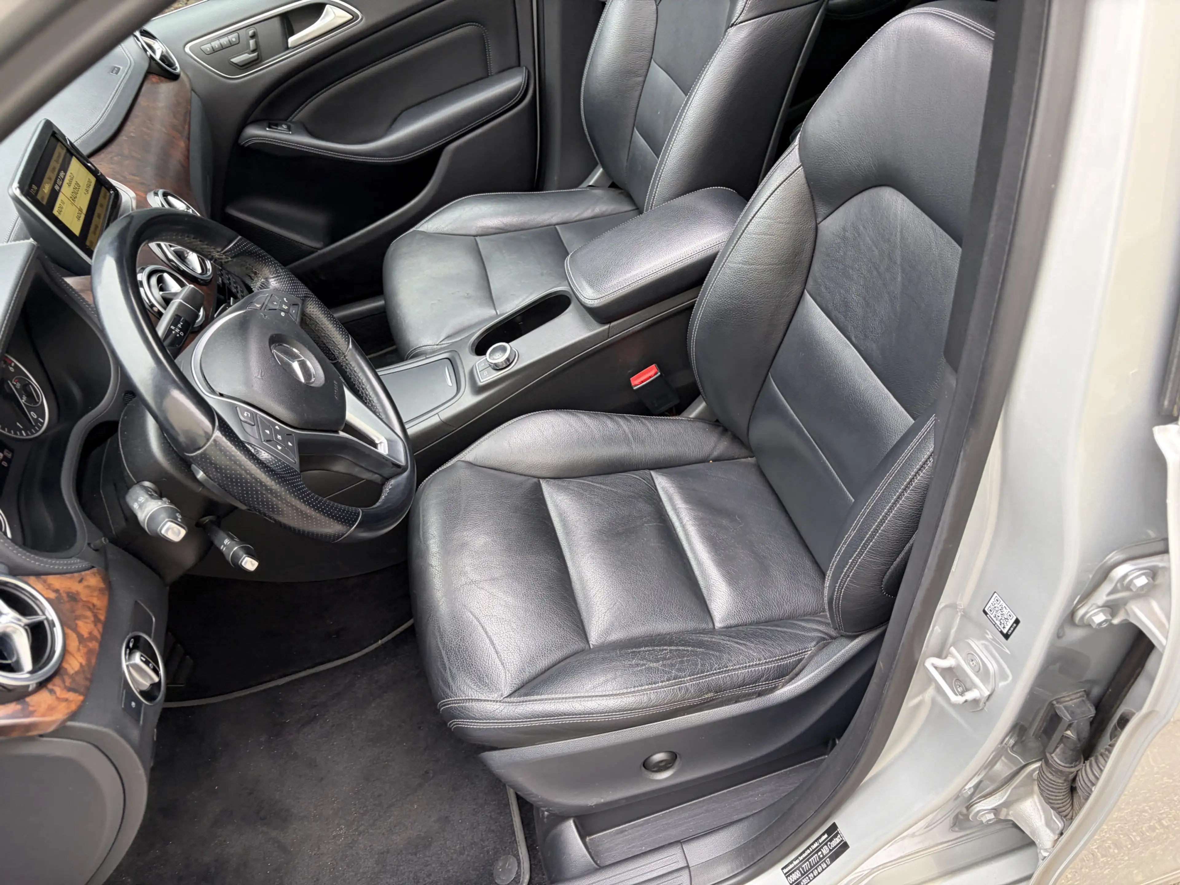 Mercedes-Benz B 200 CDI Ambition / AUTOMAAT / PANORAMADAK / MEMORY / L — photo 8