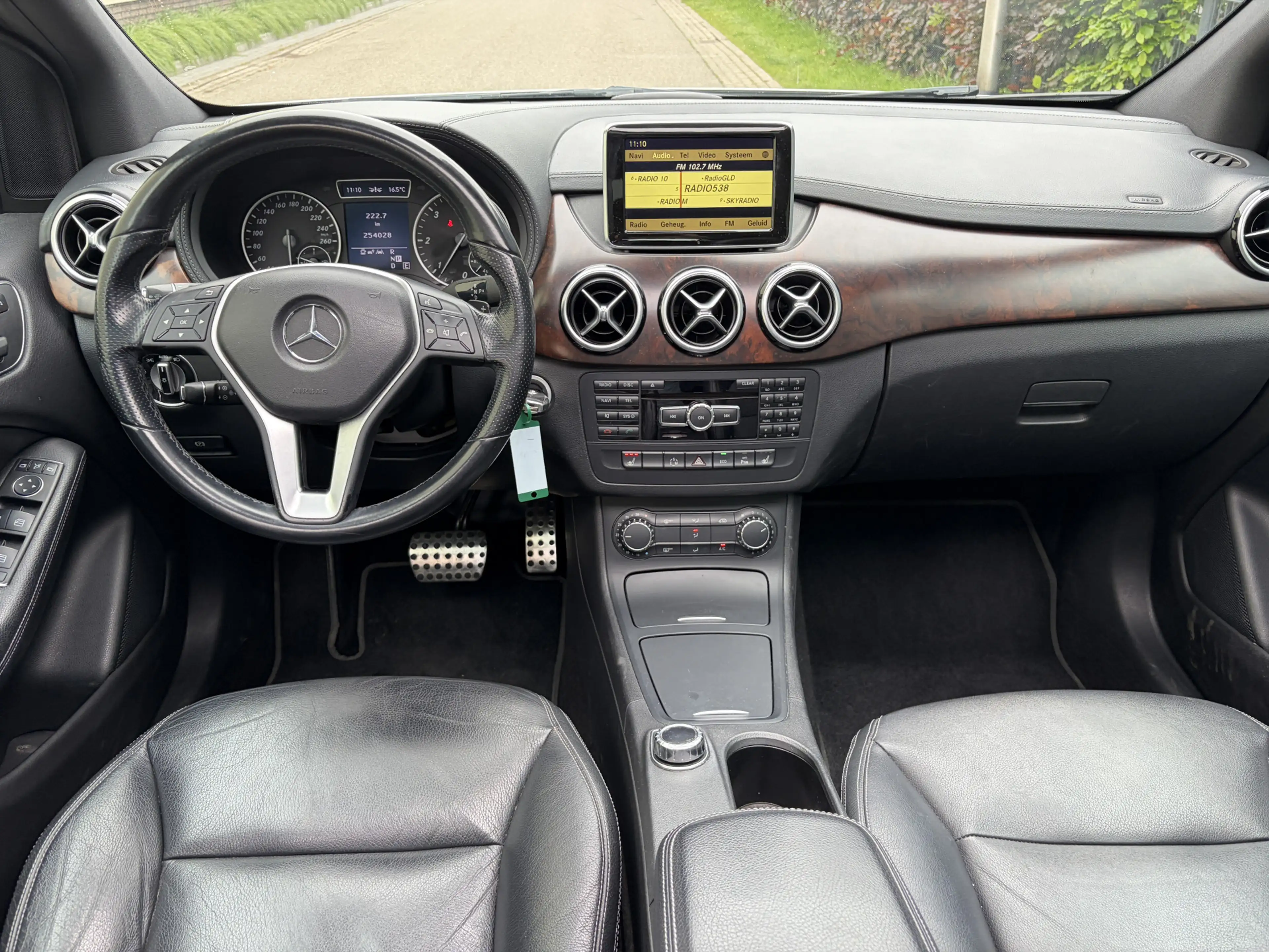 Mercedes-Benz B 200 CDI Ambition / AUTOMAAT / PANORAMADAK / MEMORY / L — photo 3