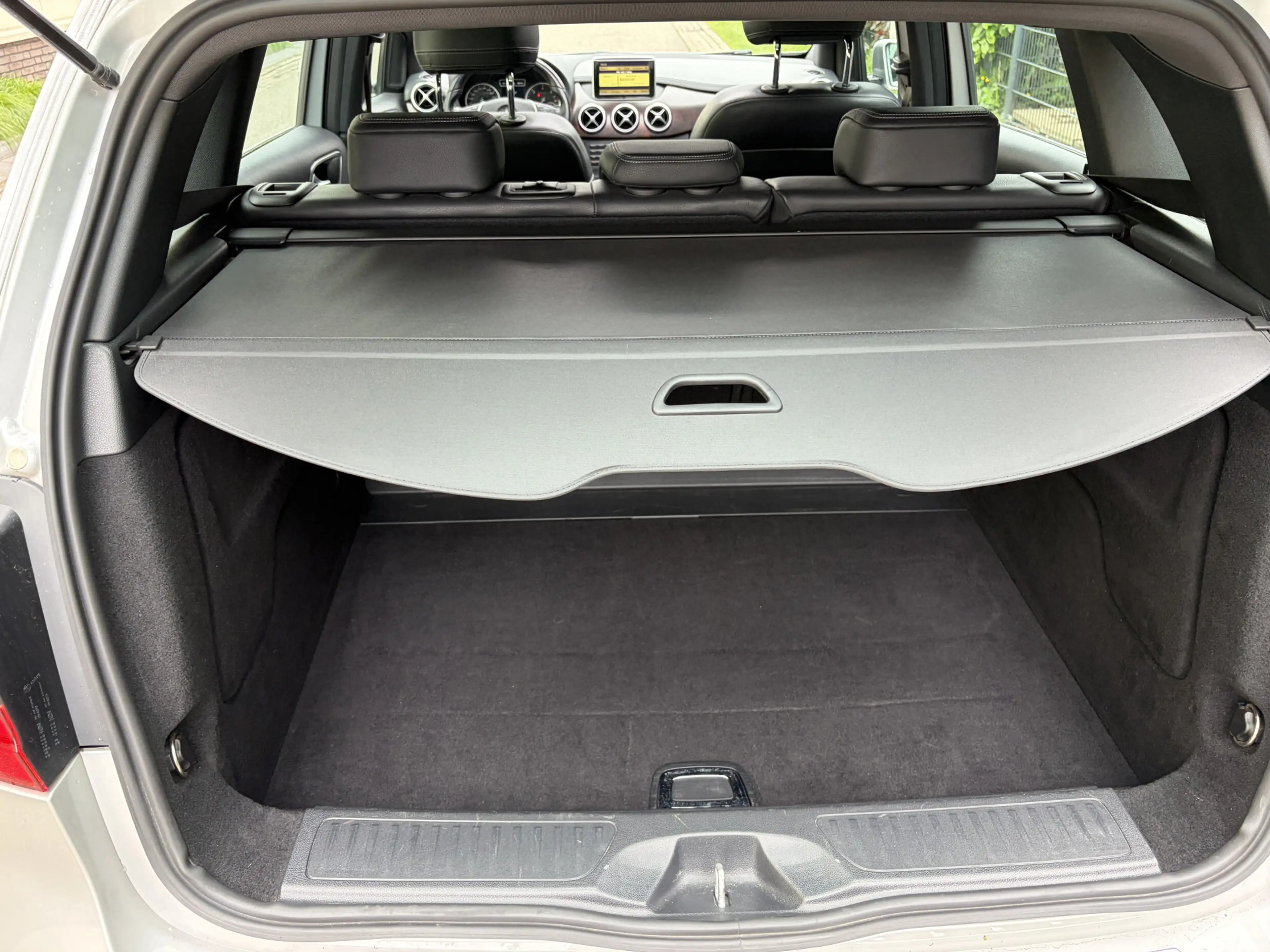 Mercedes-Benz B 200 CDI Ambition / AUTOMAAT / PANORAMADAK / MEMORY / L — photo 21